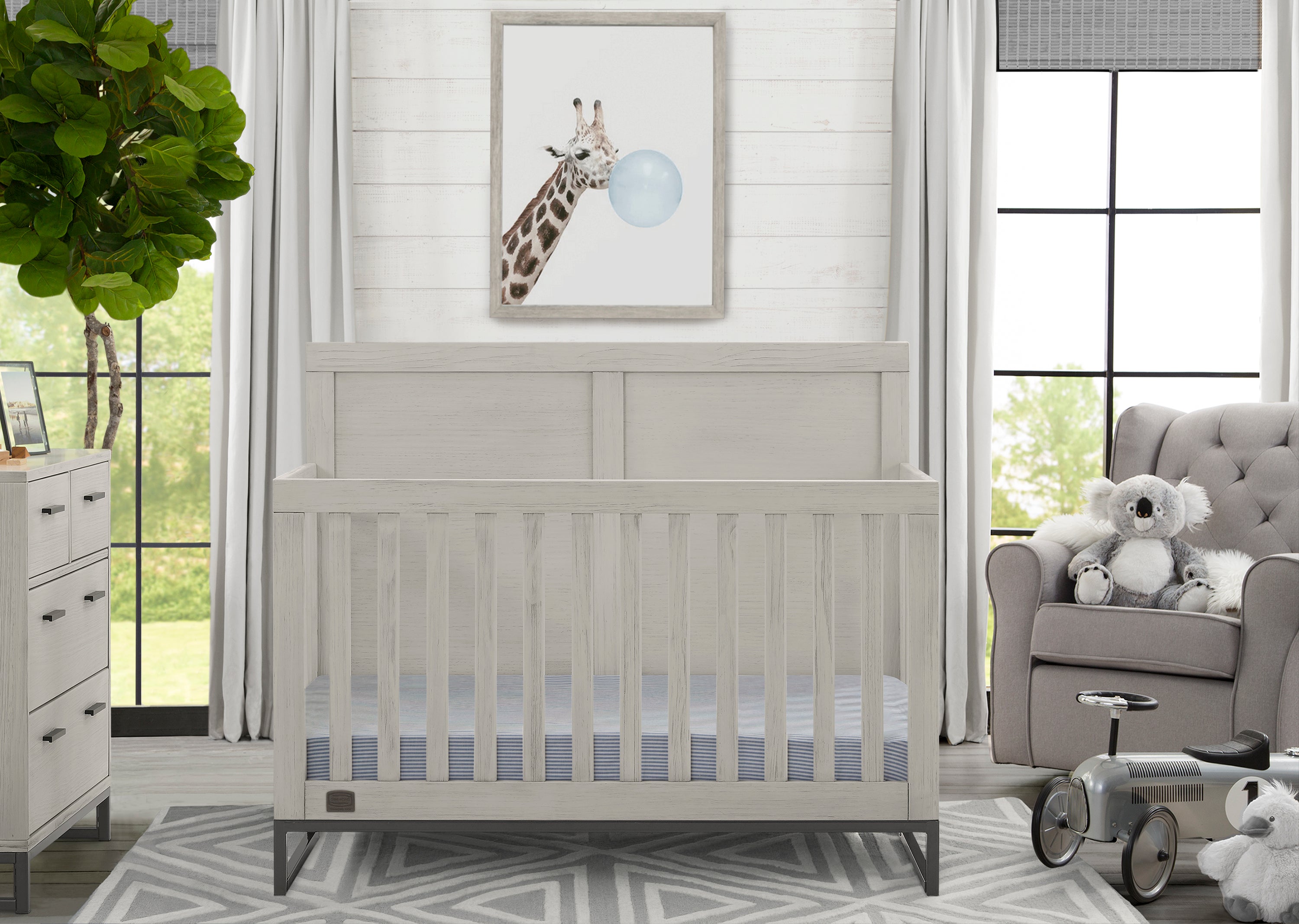 Foundry 6-in-1 Convertible Baby Crib with Toddler Bed Conversion - Nursery Furniture for Newborn to Adult - Perfect for Modern Nursery, Bedroom & Guest Room