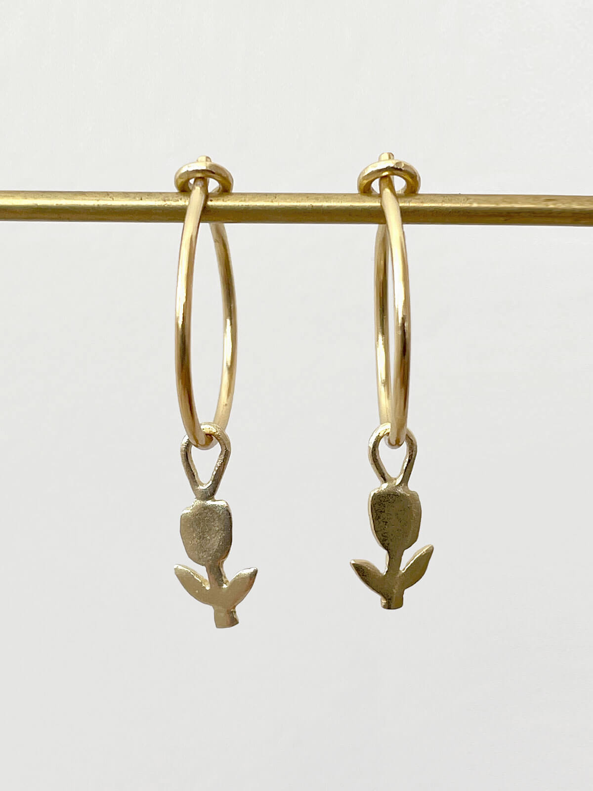 14K Gold Tulip Hoop Earrings for Women - Dainty Floral Flower Huggie Earrings - Perfect for Everyday Wear, Date Night & Special Occasions