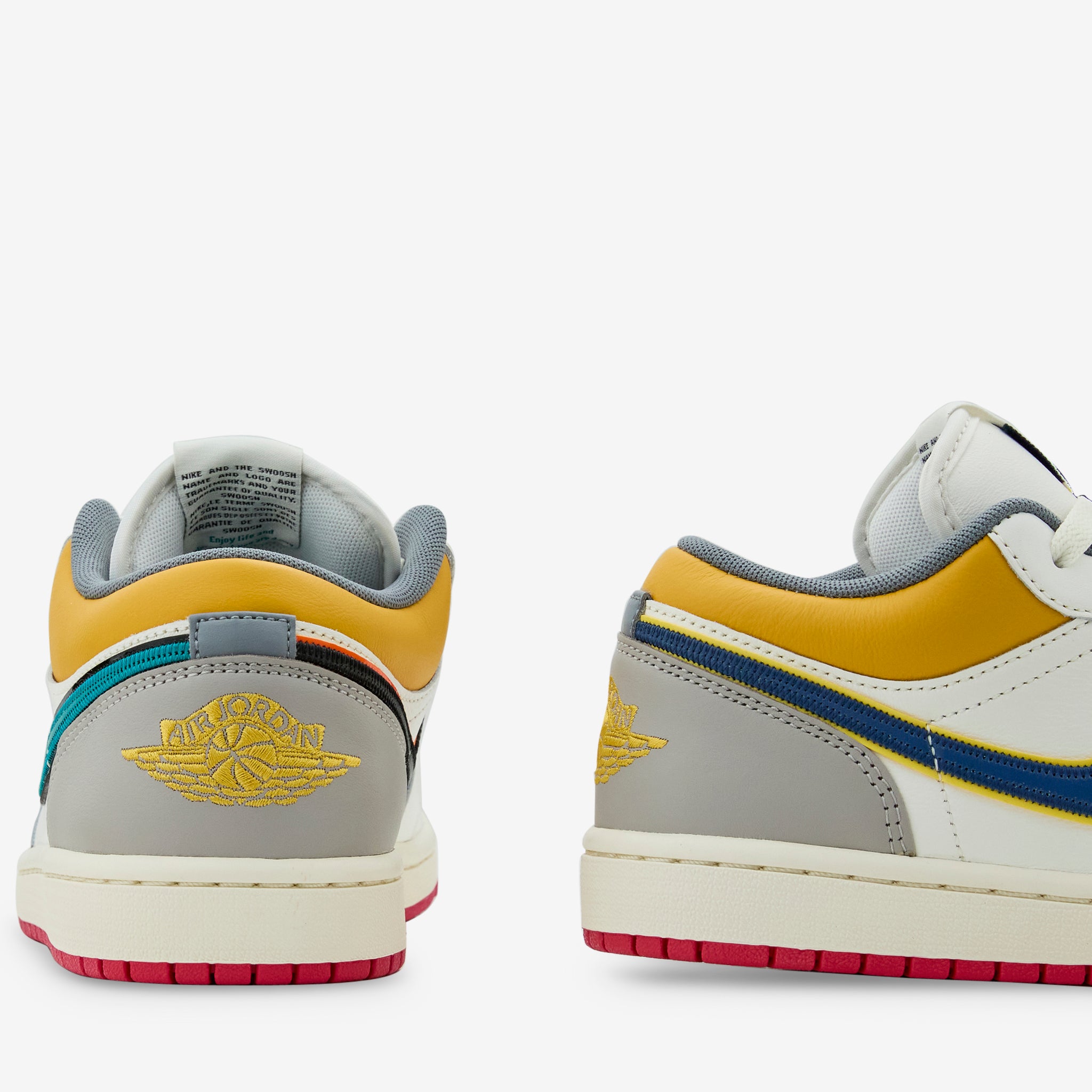 Air Jordan 1 Low Premium Sneakers in Sail/Brave Blue/Cashmere/College Grey - Men's Basketball Shoes for Casual Wear & Street Style