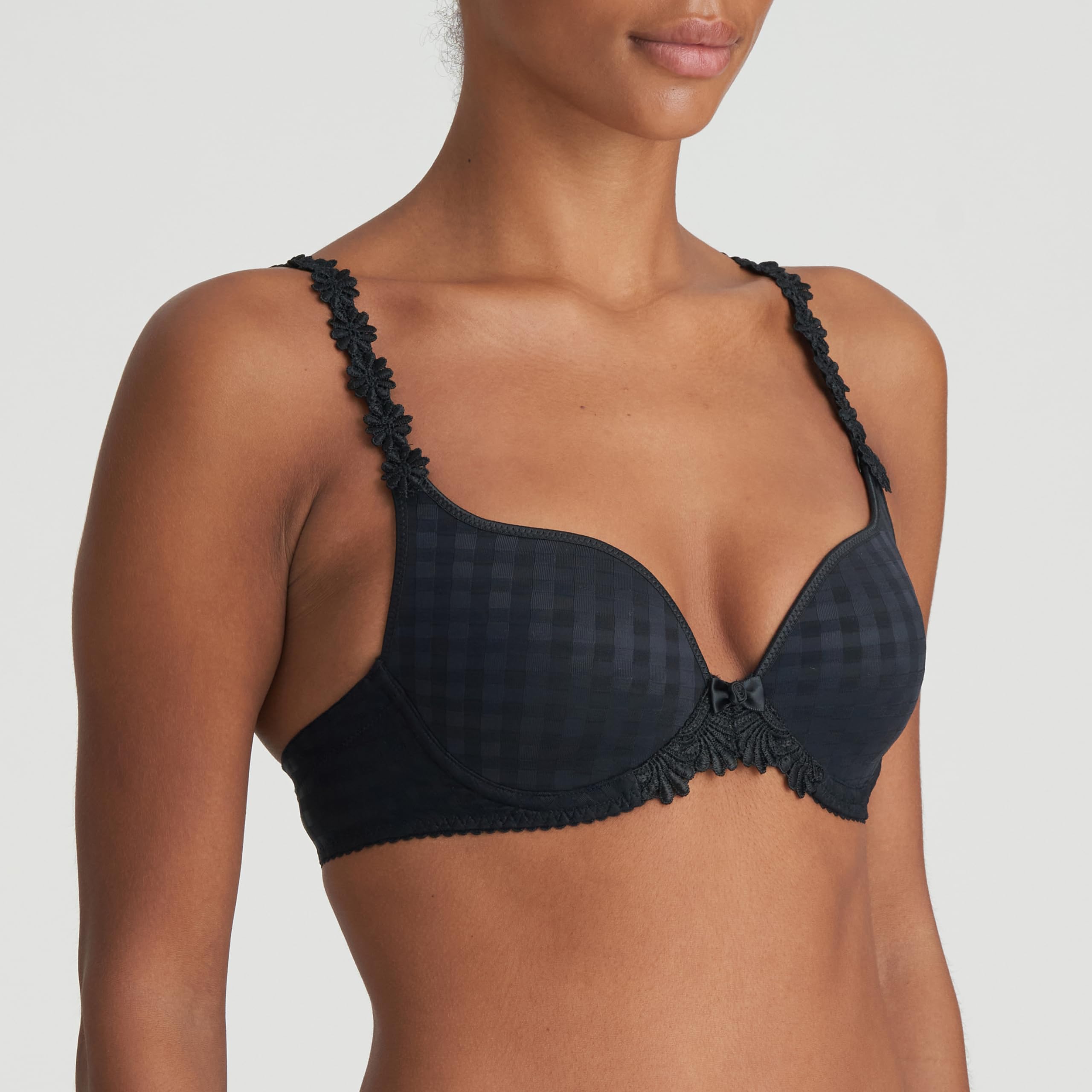 Women's Avero Plunge Multiway Bra 32A Black - Convertible Strapless Push Up Underwire Bra for Comfort & Support | Perfect for Evening Wear, Wedding Dresses & Special Occasions