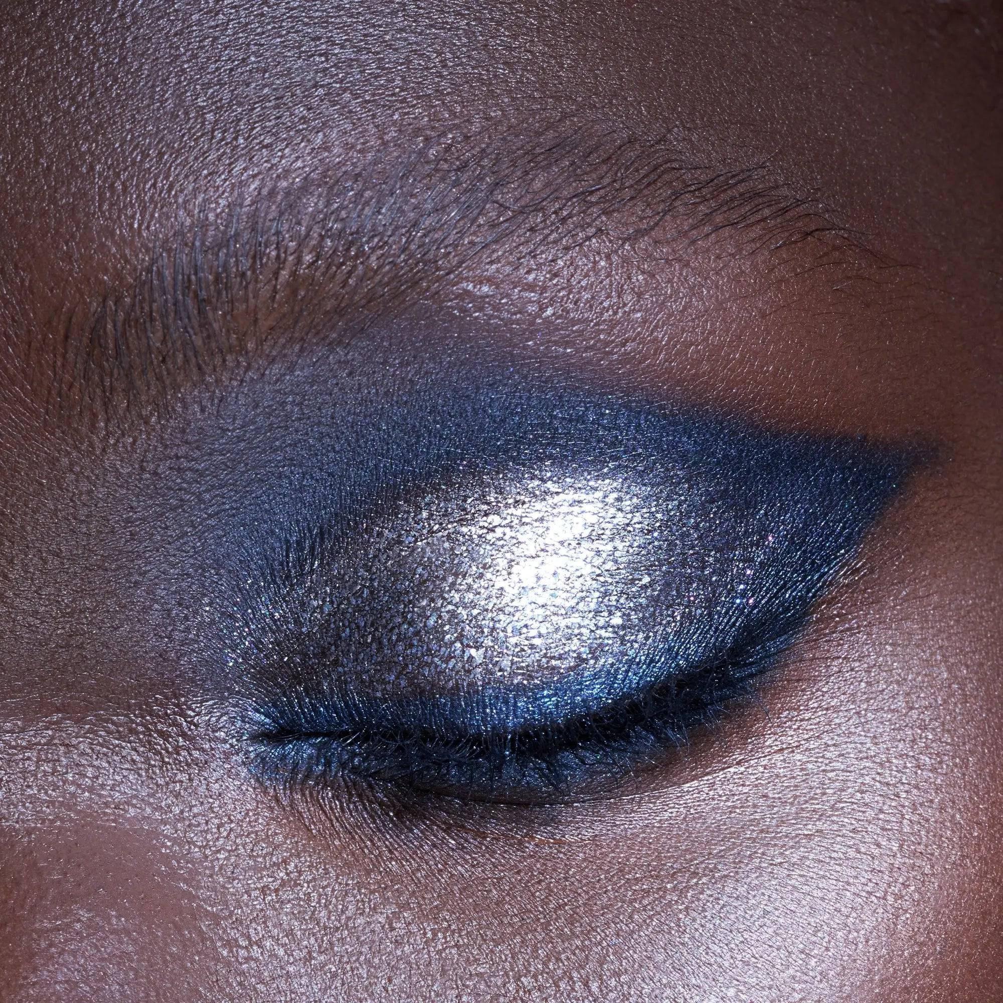 Xenon Eyeshadow Palette - 18 Highly Pigmented Matte & Shimmer Shades for Stunning Eye Looks | Perfect for Day & Night Makeup, Parties, and Special Occasions