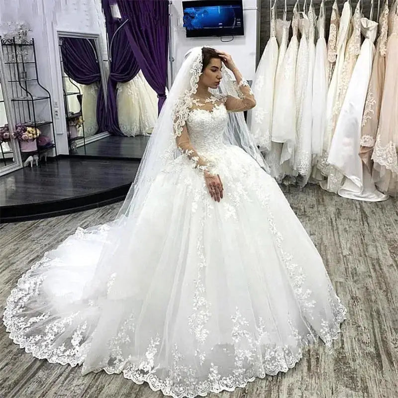 Elegant Plus Size Long Sleeve Lace Wedding Dress for Brides - Perfect for Church, Beach and Outdoor Ceremonies