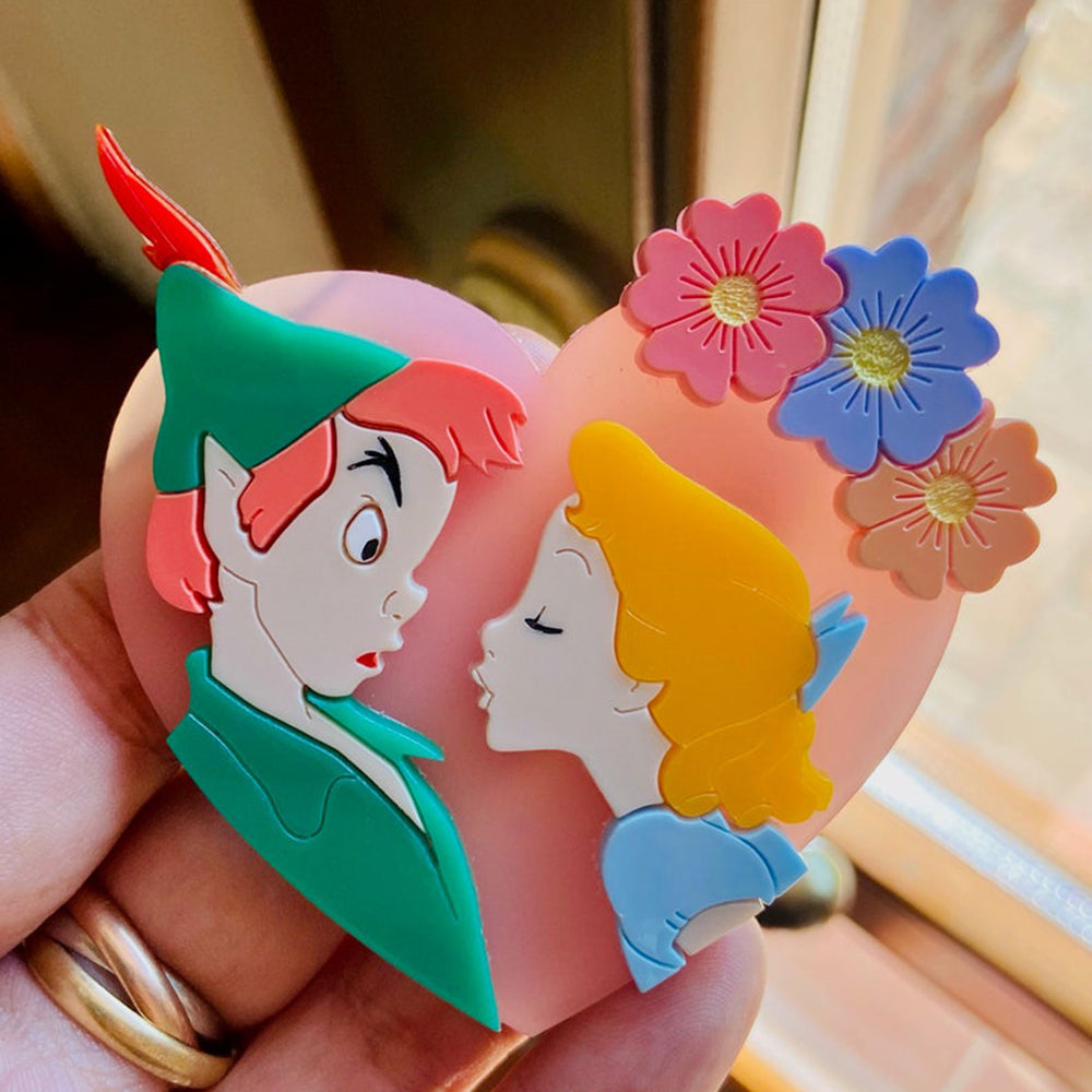 Makokot Design Cartoon Kiss Acrylic Brooch Pin - Cute Kawaii Accessory for Backpacks, Jackets & Gifts