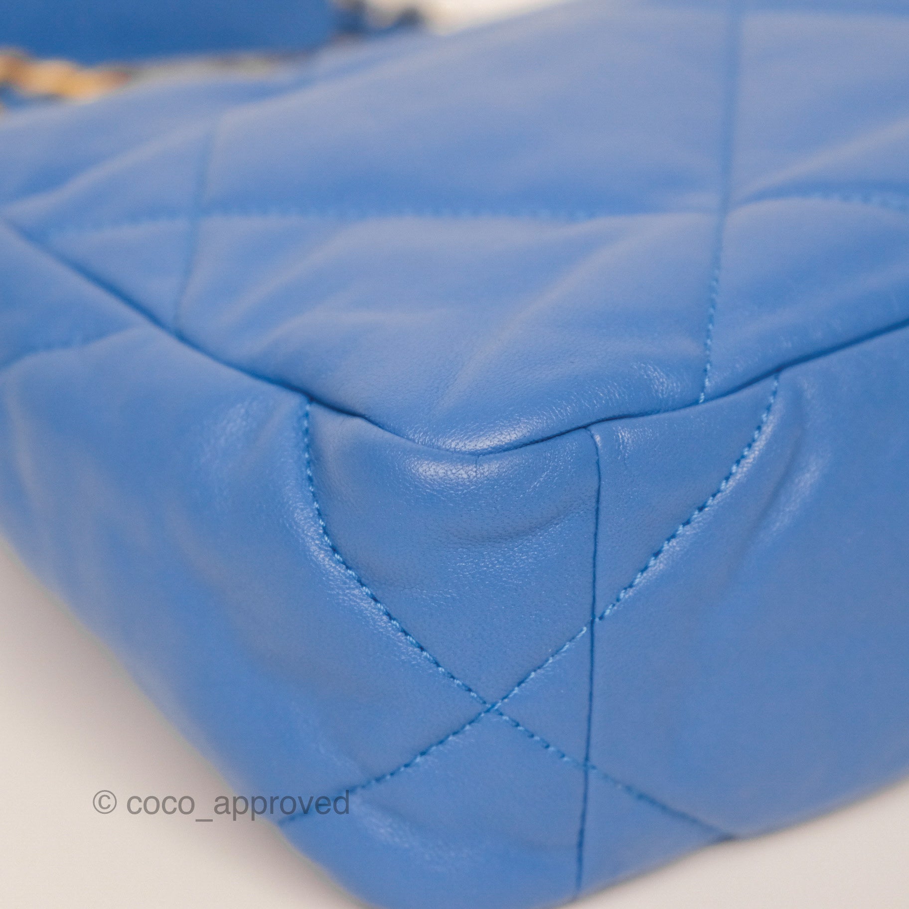 Chanel 19 Small Blue Leather Flap Bag with Mixed Hardware - Luxury Designer Handbag for Women, Perfect for Everyday Use & Special Occasions