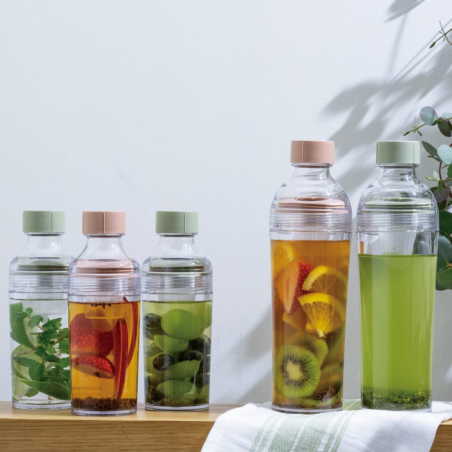 Hario Cold Brew Tea Bottle 400ml - Portable Iced Tea Maker for Home & Travel - Smoky Green Glass Infuser for Refreshing Iced Tea & Coffee - Perfect for Office, Gym & Outdoor Adventures