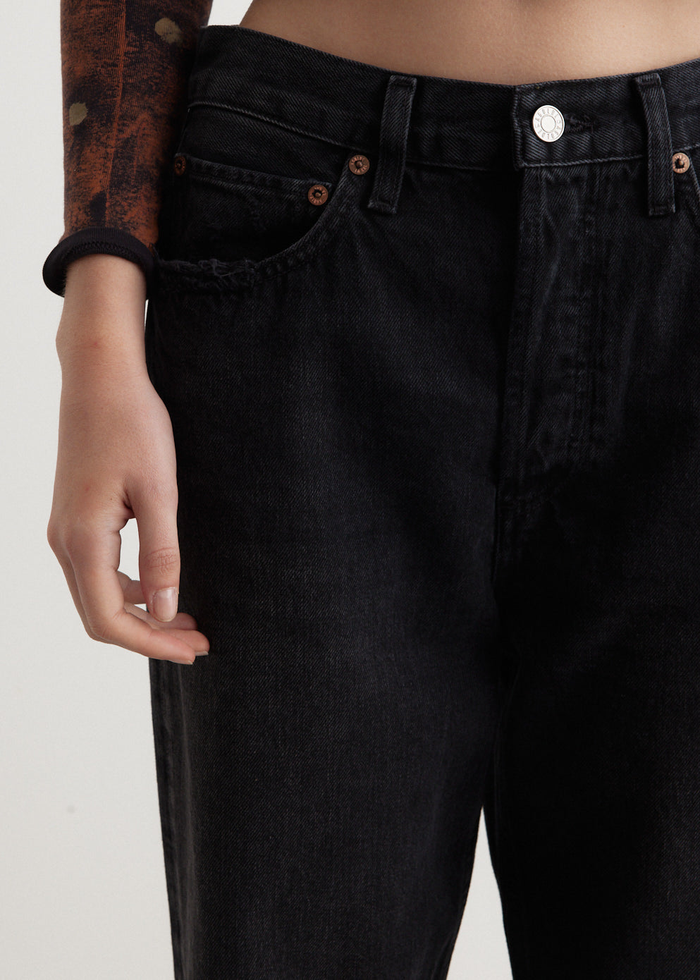 90's Vintage Crop Mid Rise Loose Straight Jeans for Women - Retro High Waisted Distressed Denim Pants - Casual Streetwear & Everyday Wear