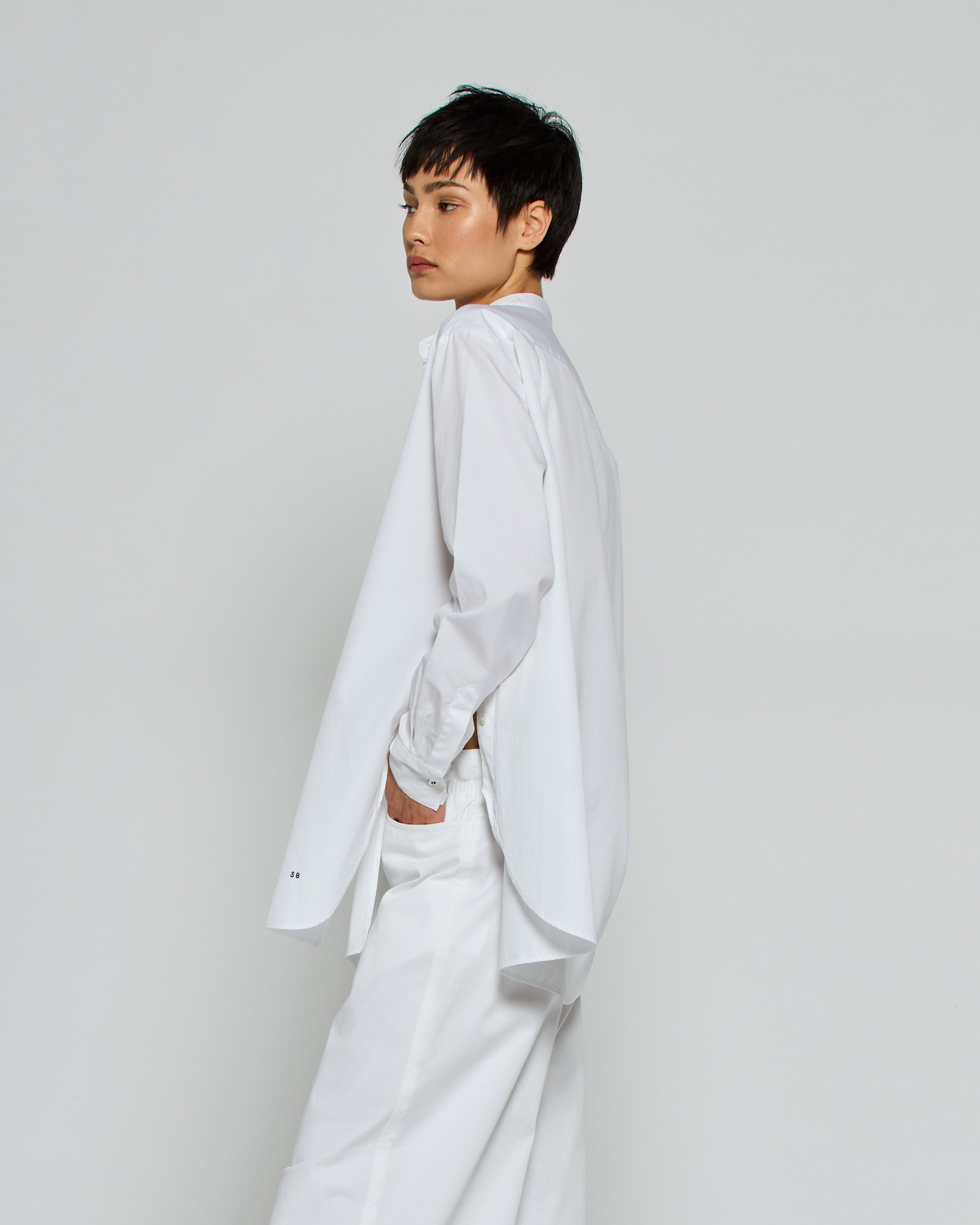 Stylish Collarless Shirt with Side Slit - White Women's Fashion Top for Casual Wear & Office Outfits