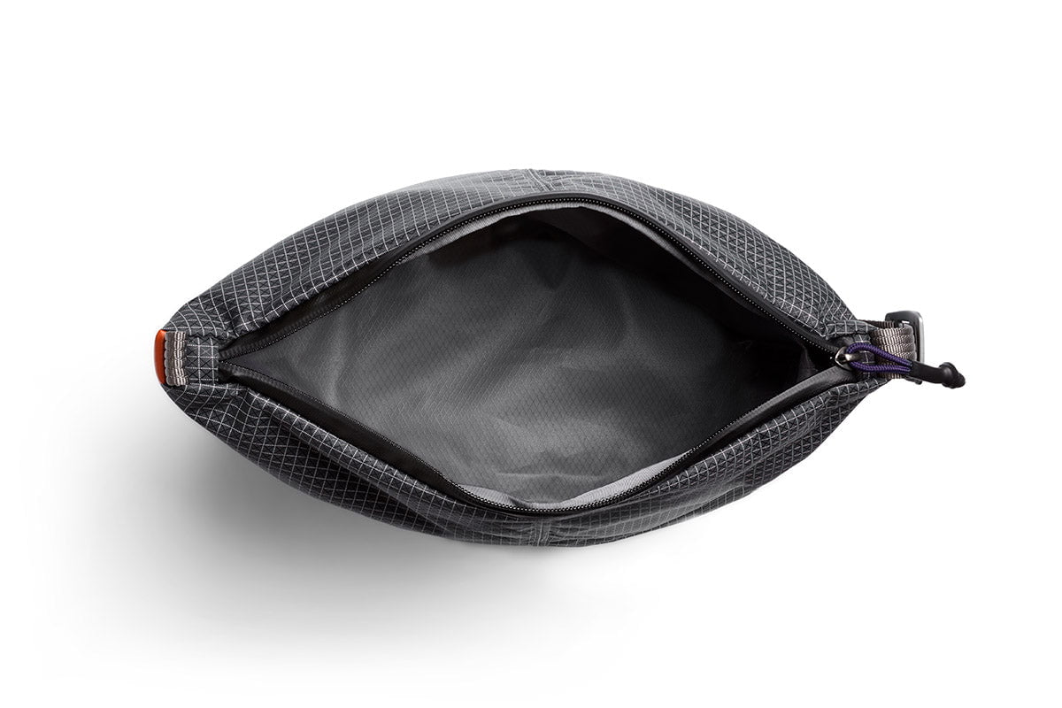Bellroy Lite Cooler Caddy 10L - Insulated Cooler Bag for Picnics, Beach & Outdoor Adventures | Portable & Lightweight Cooler for Drinks & Snacks