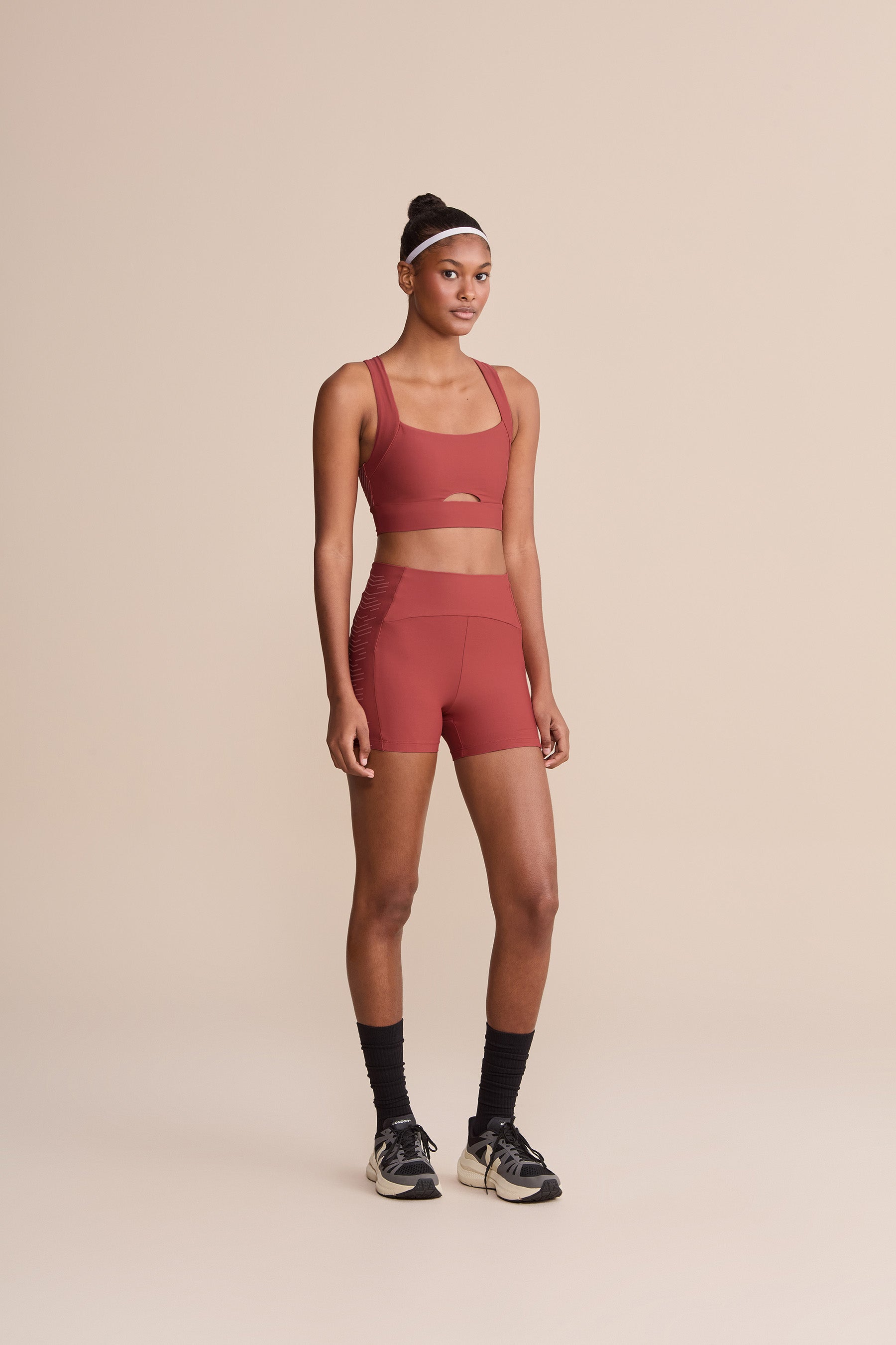 Hydefit® Adaptiv Up Shorts - Lightweight & Breathable Workout Shorts for Men & Women - Perfect for Running, Gym, Yoga & Outdoor Activities