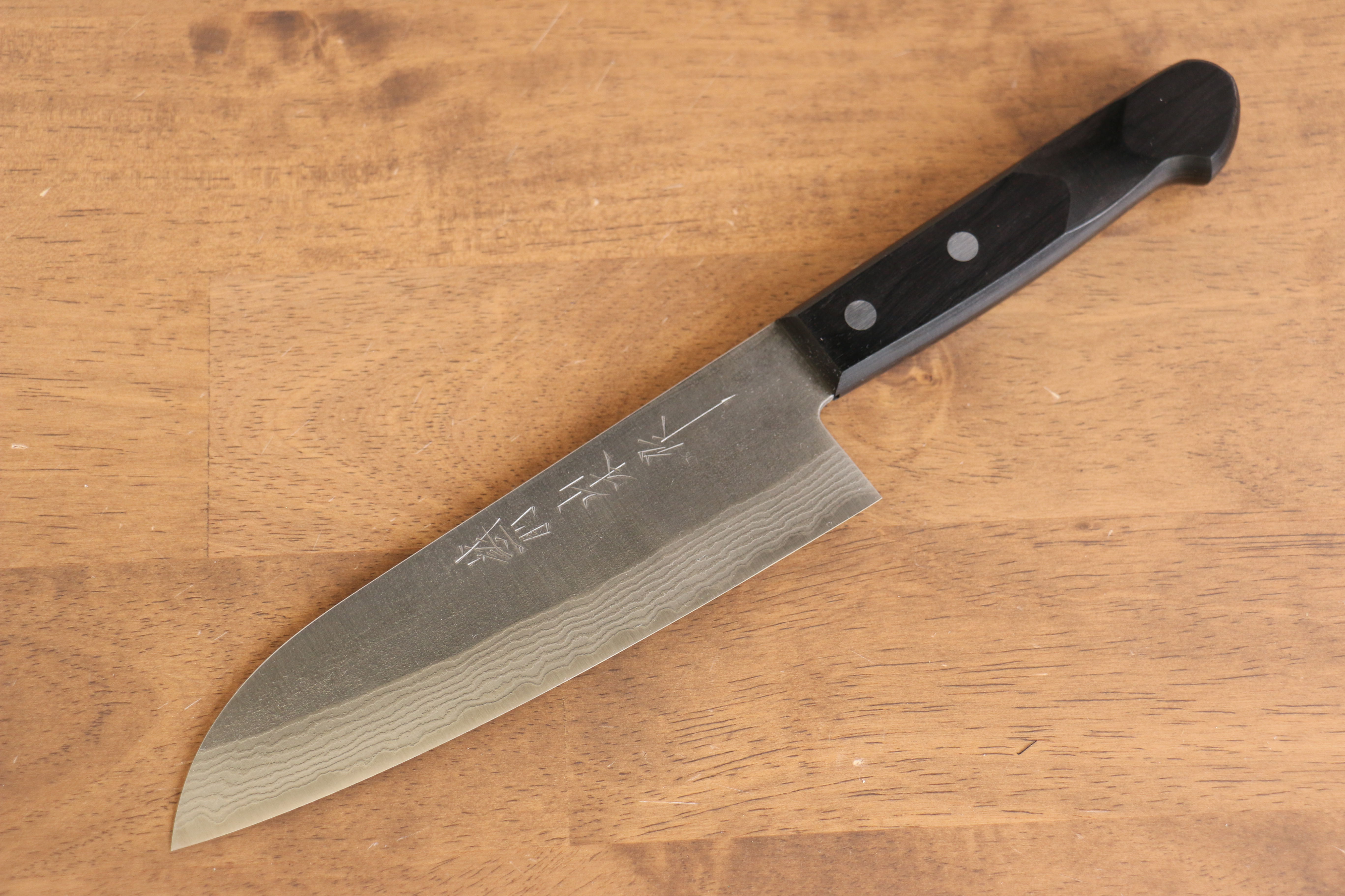Nao Yamamoto SRS13 Nashiji Damascus Santoku Knife 170mm - Black Pakkawood Handle - Premium Japanese Kitchen Knife for Slicing, Dicing, and Chopping Vegetables, Meat, and Fish