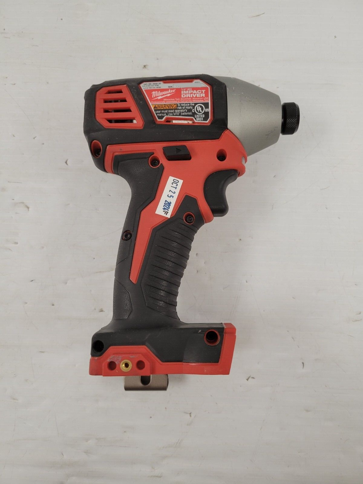 Milwaukee 2656-20 18V Cordless Impact Driver Kit - High Torque Power Tool for Drilling & Fastening | Perfect for Construction, Woodworking & DIY Projects