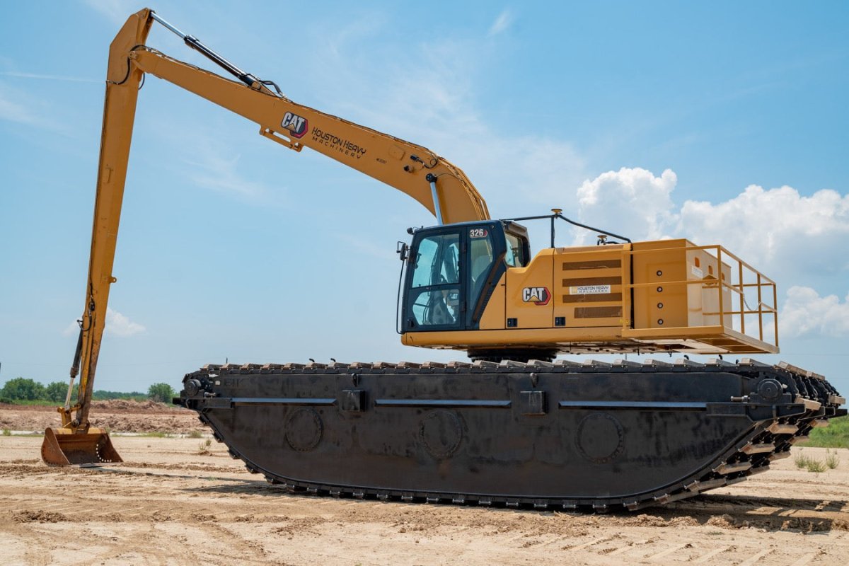 Caterpillar AM326 LR MFJ00387 Excavator - 3,617 Hours (2021 Model) | Heavy-Duty Construction & Landscaping Equipment