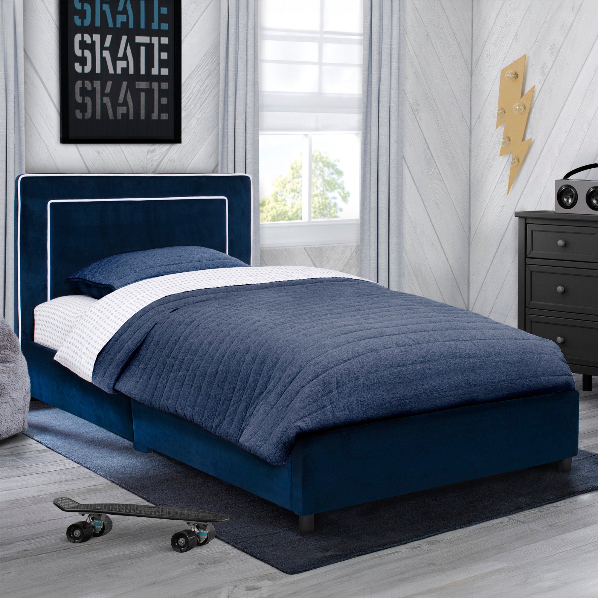 Blue (999)