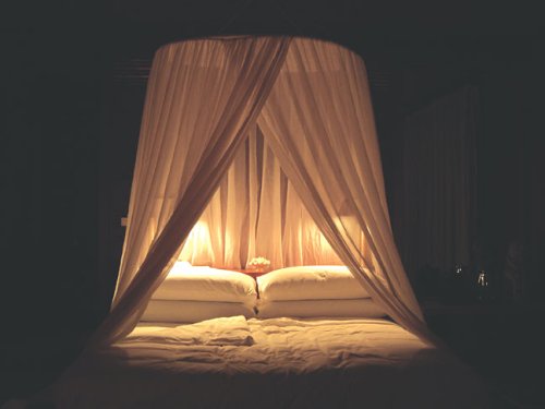 Hotel as Home: The Art of Living on the Road - Travel Essentials for Comfortable Nomadic Lifestyle | Perfect for Digital Nomads, Frequent Travelers & Adventure Seekers