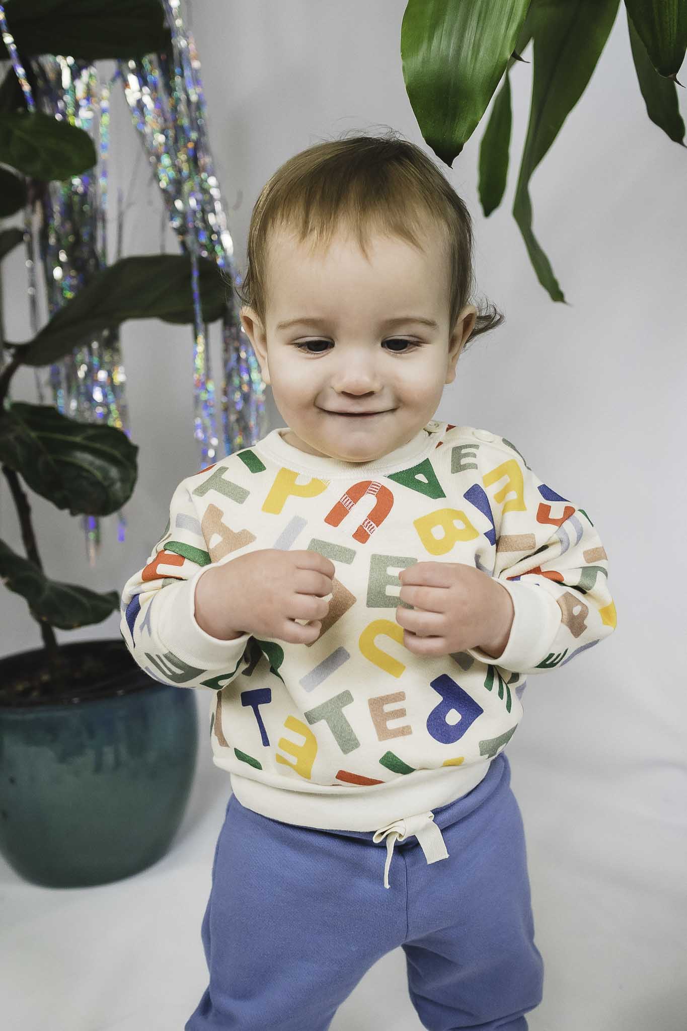 Baby Unisex Cream Multi-Color Letter Print Sweatshirt - Soft & Comfortable Pullover for Toddlers, Boys & Girls - Perfect for Playdates, Daycare & Family Photos