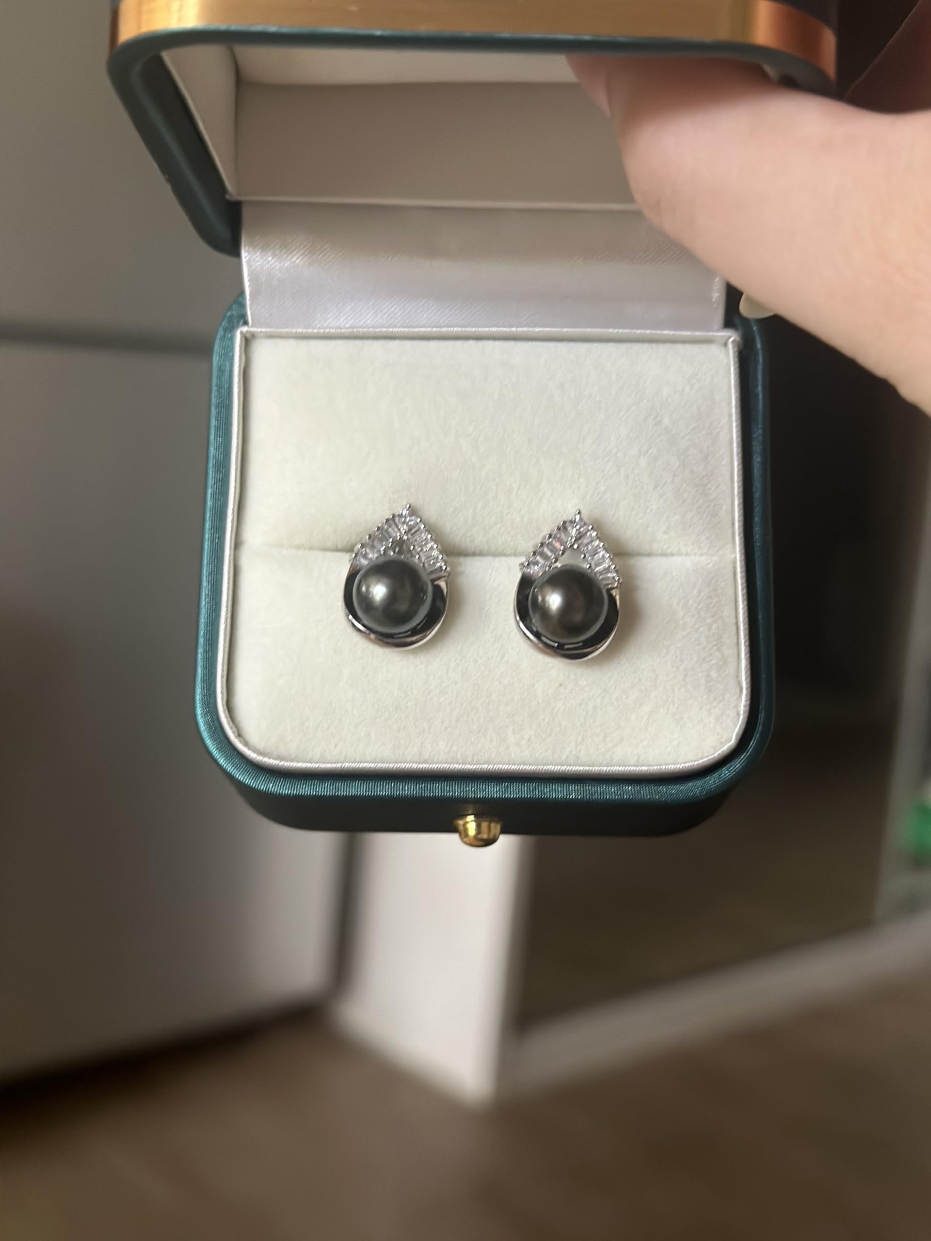 Tahitian Black Pearl Earrings for Women - 18K Gold Plated Sterling Silver Stud Earrings - Freshwater Cultured Pearls Jewelry Gift for Wife, Mom, Her - Perfect for Wedding, Birthday, Anniversary, Mother's Day, Valentine's Day & Christmas Gifts - Elegant Fine Jewelry for Special Occasions