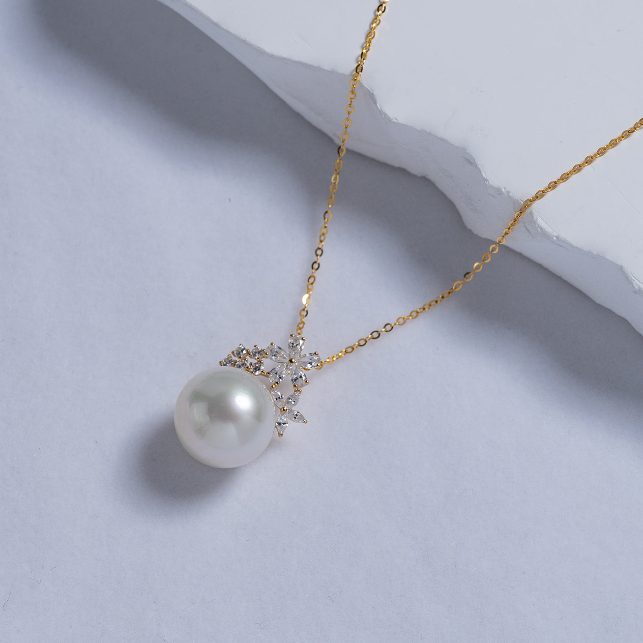 18K Solid Gold Australian White Saltwater Pearl Necklace - Elegant & Timeless Jewelry for Women | Perfect for Weddings, Anniversaries, and Special Occasions