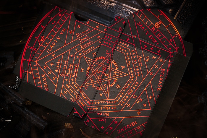 The Keys of Solomon Blood Pact Playing Cards - Occult Tarot Deck for Divination, Magic Rituals & Collectors | Perfect for Gothic Games, Spell Casting & Mystic Gatherings