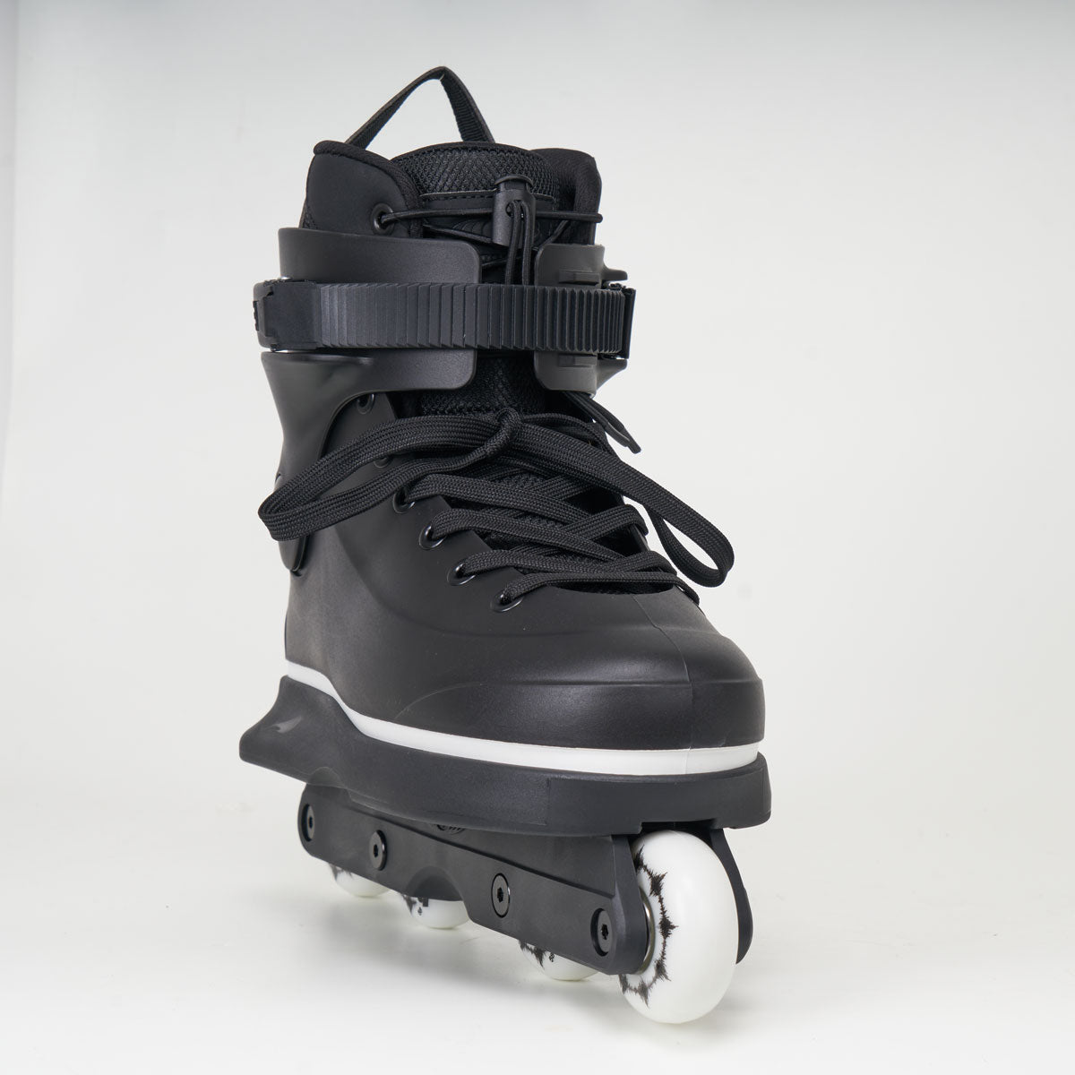 Standard Omni V.1 Skates - Black Complete Skateboard with Flat Setup | Perfect for Street Skating & Tricks