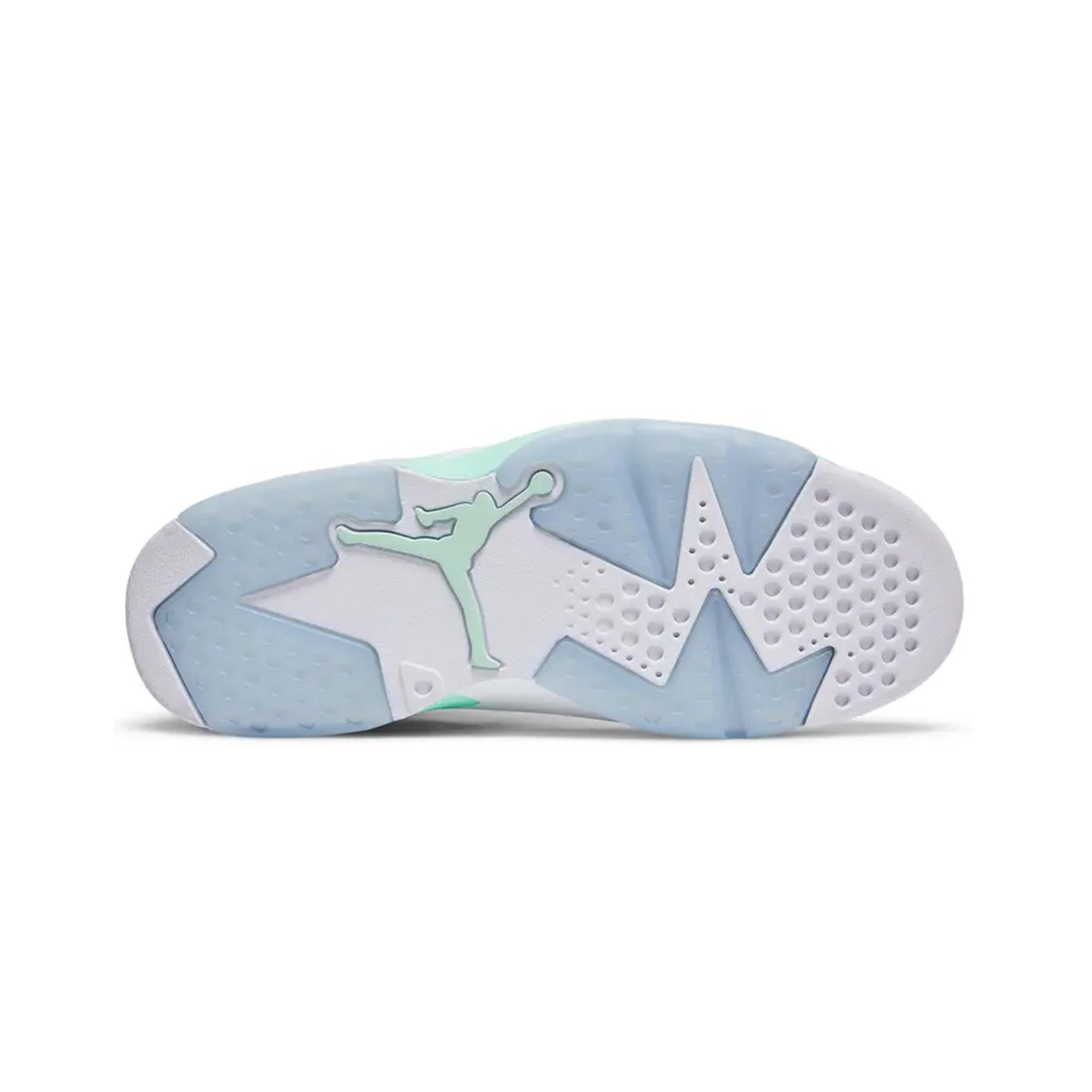 Air Jordan 6 Retro 'Mint Foam' Men's Basketball Shoes 2022 Release - Perfect for Streetwear Fashion & Sneaker Collectors