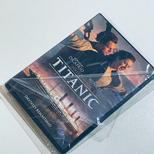 Titanic (Digitally Remastered) - Classic Romance Movie for Date Night & Family Movie Evenings