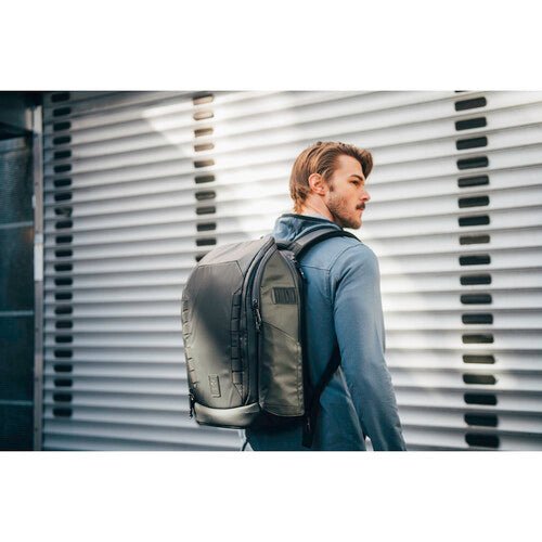 Nomatic McKinnon 25L Camera Backpack with Ladder & Large Cube - Perfect for Travel, Photography & Outdoor Adventures