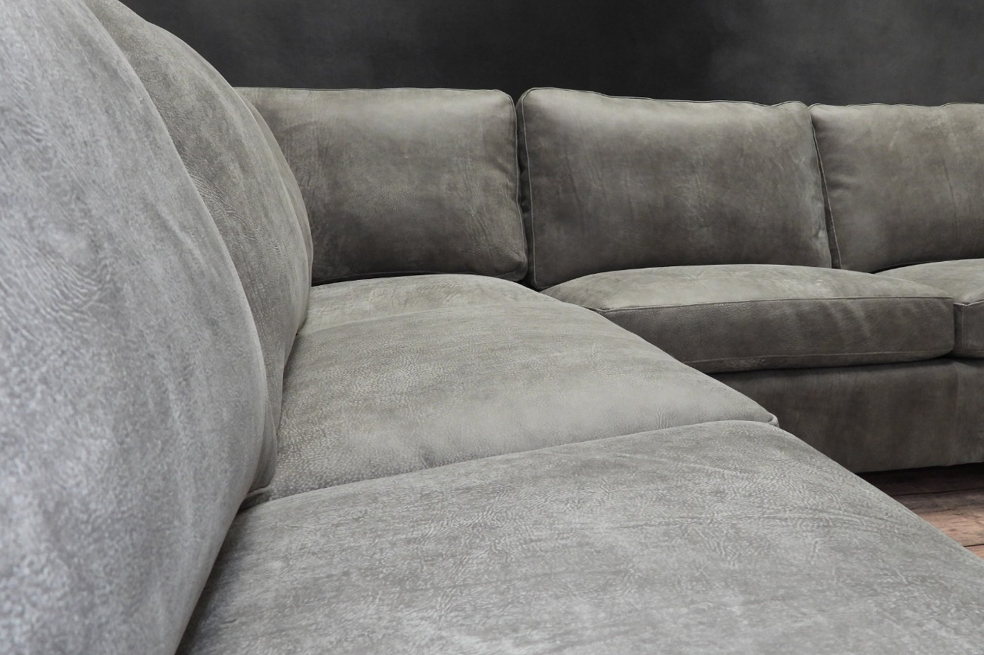 Luxury Torino Leather Sectional Sofa - Genuine Top Grain Leather, Modern L-Shaped Couch for Living Room, Family Room & Home Theater Comfort