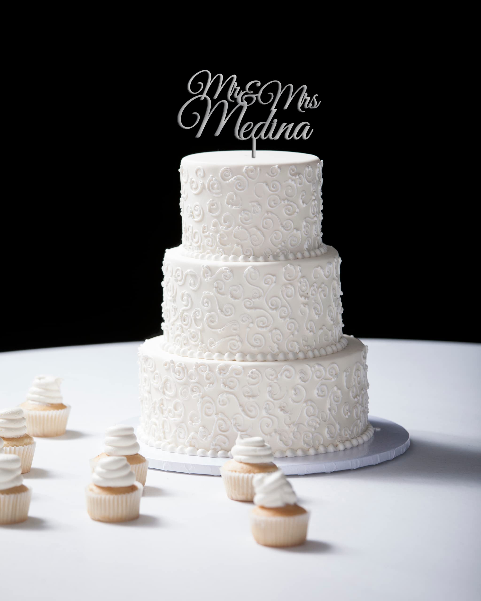 Personalized Rustic Wedding Cake Topper - Custom Mr & Mrs Anniversary Cake Decor - Unique Handmade Cake Topper for Weddings, Anniversaries & Special Celebrations