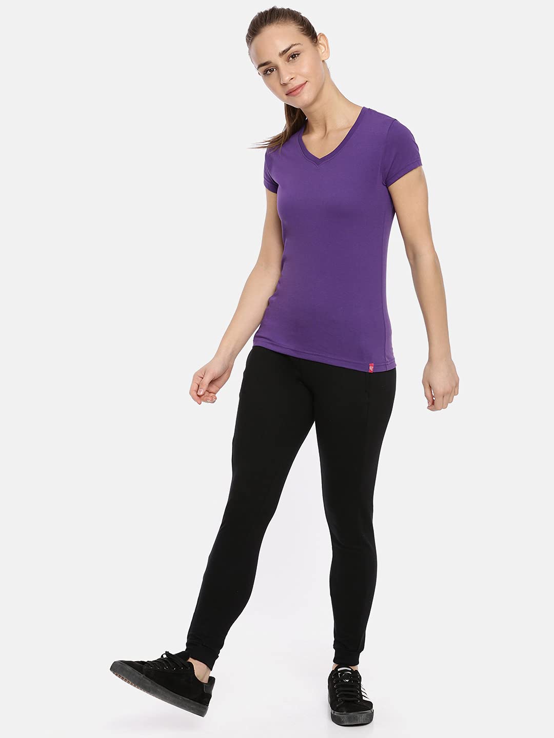 Macrowoman W-Series Women's Basic Cotton T-Shirt - Regular Fit Casual Tee for Everyday Wear, Workout & Lounge