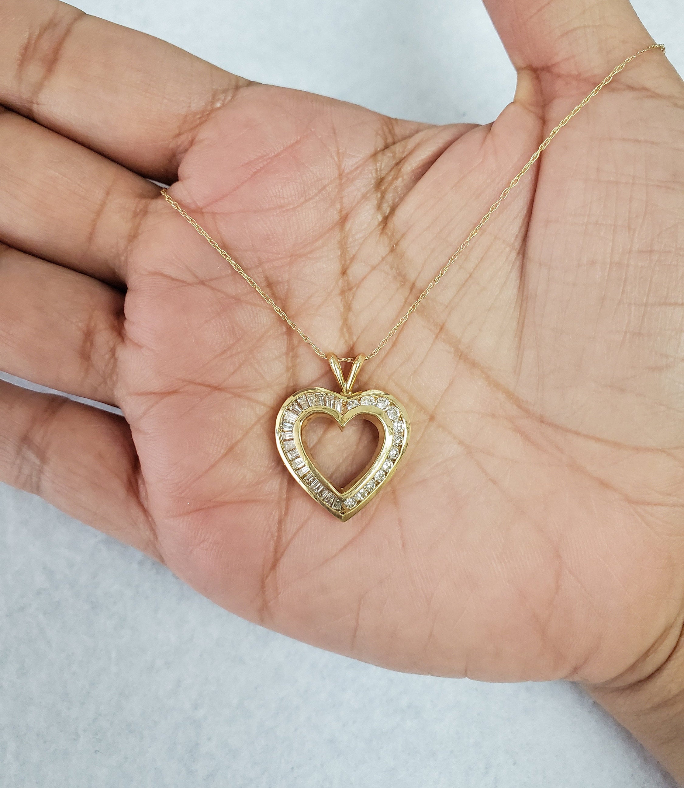 1.20cttw Diamond Heart Shaped Necklace in 14k Yellow Gold - Romantic Gift for Valentine's Day, Anniversary & Special Occasions