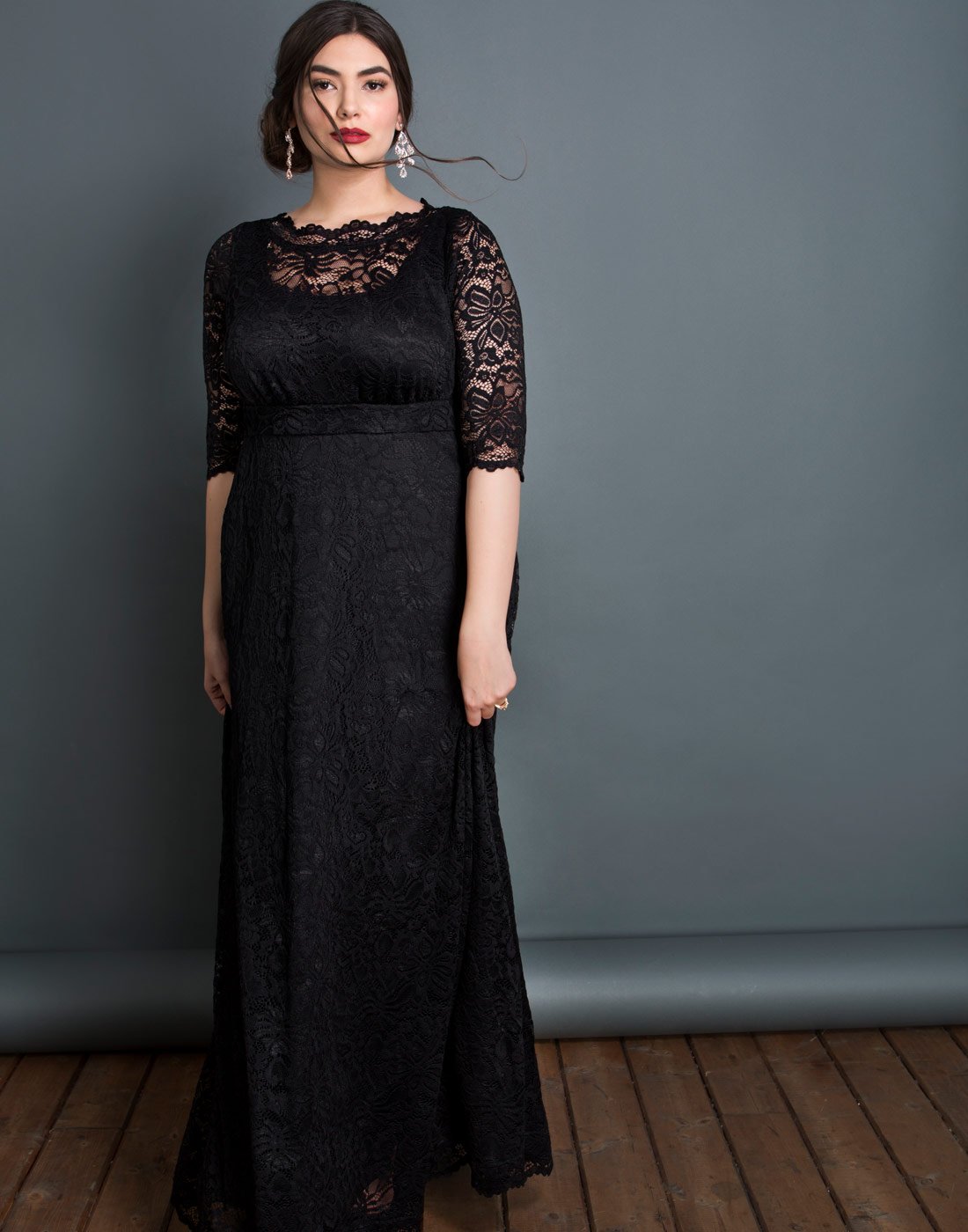 Kiyonna Women’s Plus Size Leona Lace Gown - Elegant Maxi Dress for Wedding Guest, Formal Evening & Ball Gown with Side Pockets | Perfect for Special Occasions, Parties & Black Tie Events