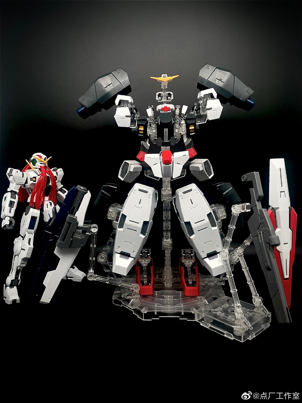 1/100 MG Gundam Virtue Model Kit with DOT Workshop Armor Display Stand - Perfect for Gundam Collectors & Anime Figure Display