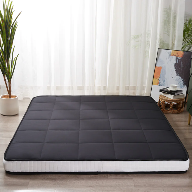 MAXYOYO Padded Japanese Floor Mattress - Black Foldable Roll Up Futon for Bedroom, Guest Room & Travel | Comfortable Floor Sleeping Mat for Adults & Kids