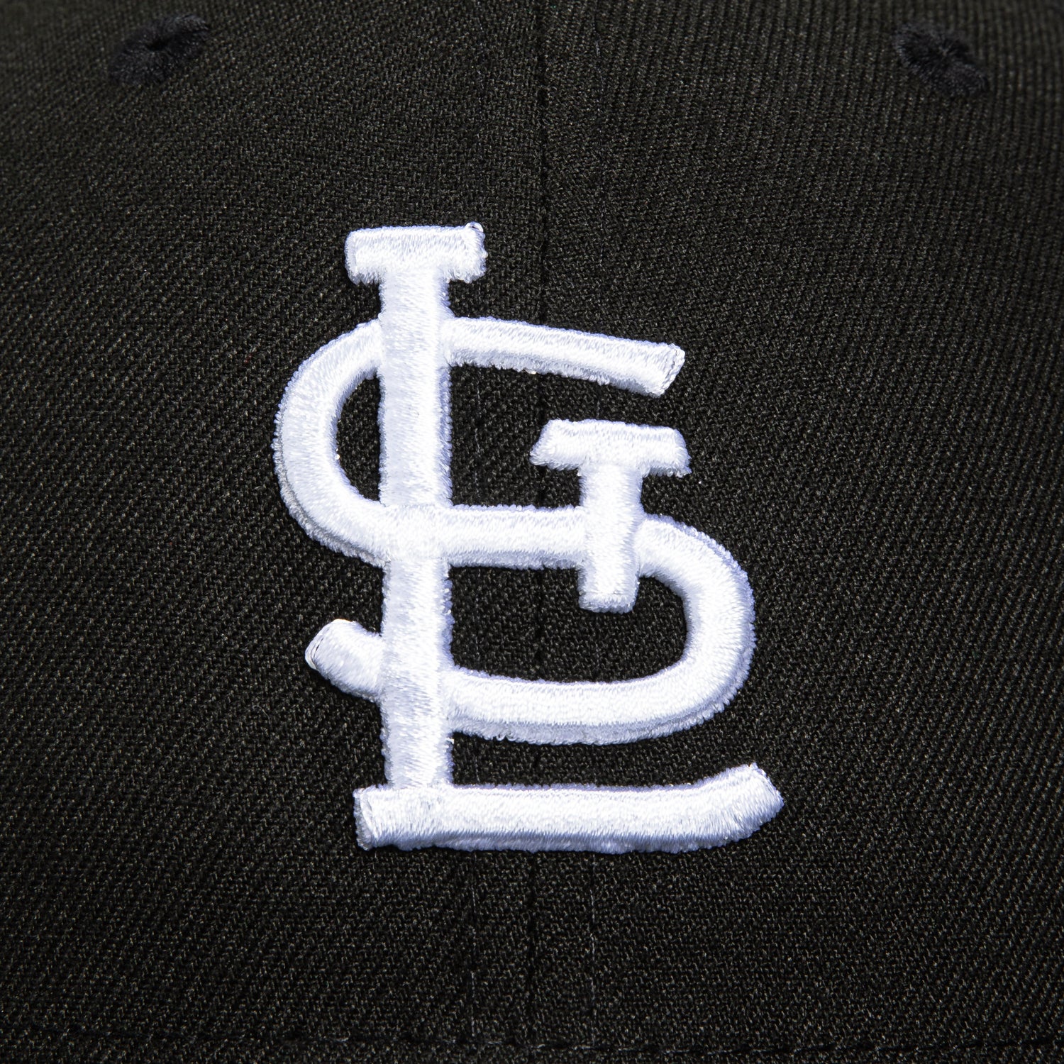 New Era 59Fifty St Louis Cardinals Final Season Patch Hat - Black MLB Baseball Cap for Men & Women | Game Day, Fan Gear, Sports Collection