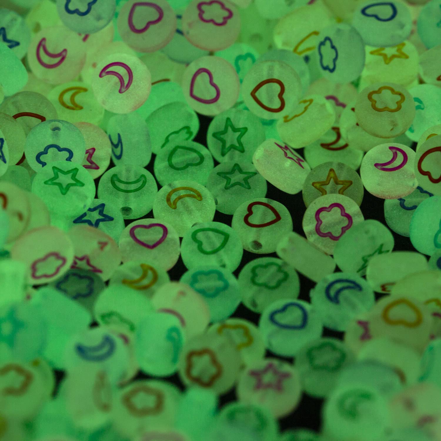 500 Pcs Glow in The Dark Acrylic Beads - Stars, Moon, Hearts & Petals for DIY Jewelry Making, Bracelets & Necklaces - Perfect for Kids Crafts, Party Favors & Nighttime Decor