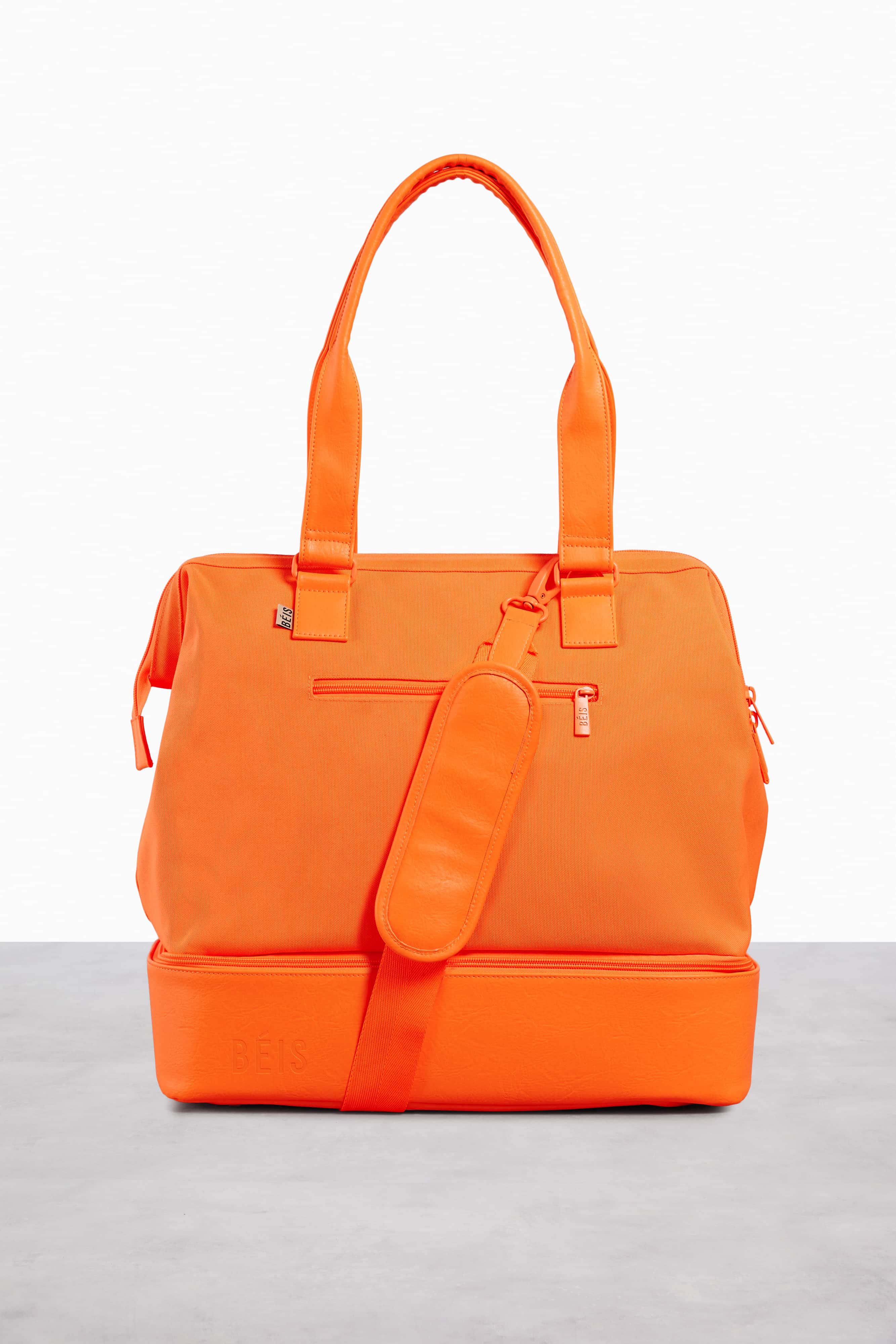 Mini Weekender Bag in Creamsicle - Stylish & Compact Travel Duffel for Weekend Getaways, Gym, or Overnight Trips