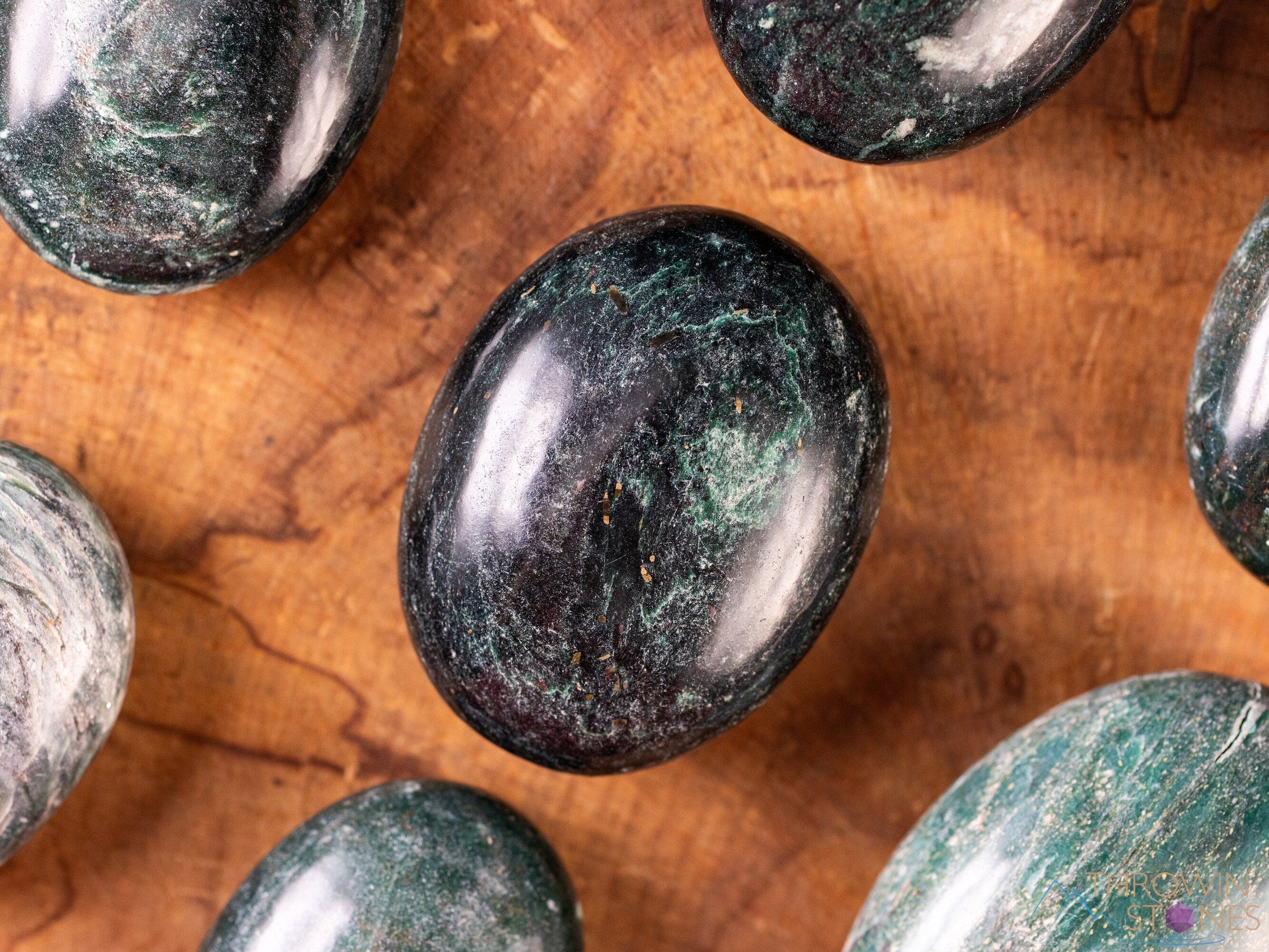 Green Kyanite Crystal Palm Stone - Natural Worry Stone for Anxiety Relief, Self Care & Healing | Perfect for Meditation, Stress Relief & Energy Balancing