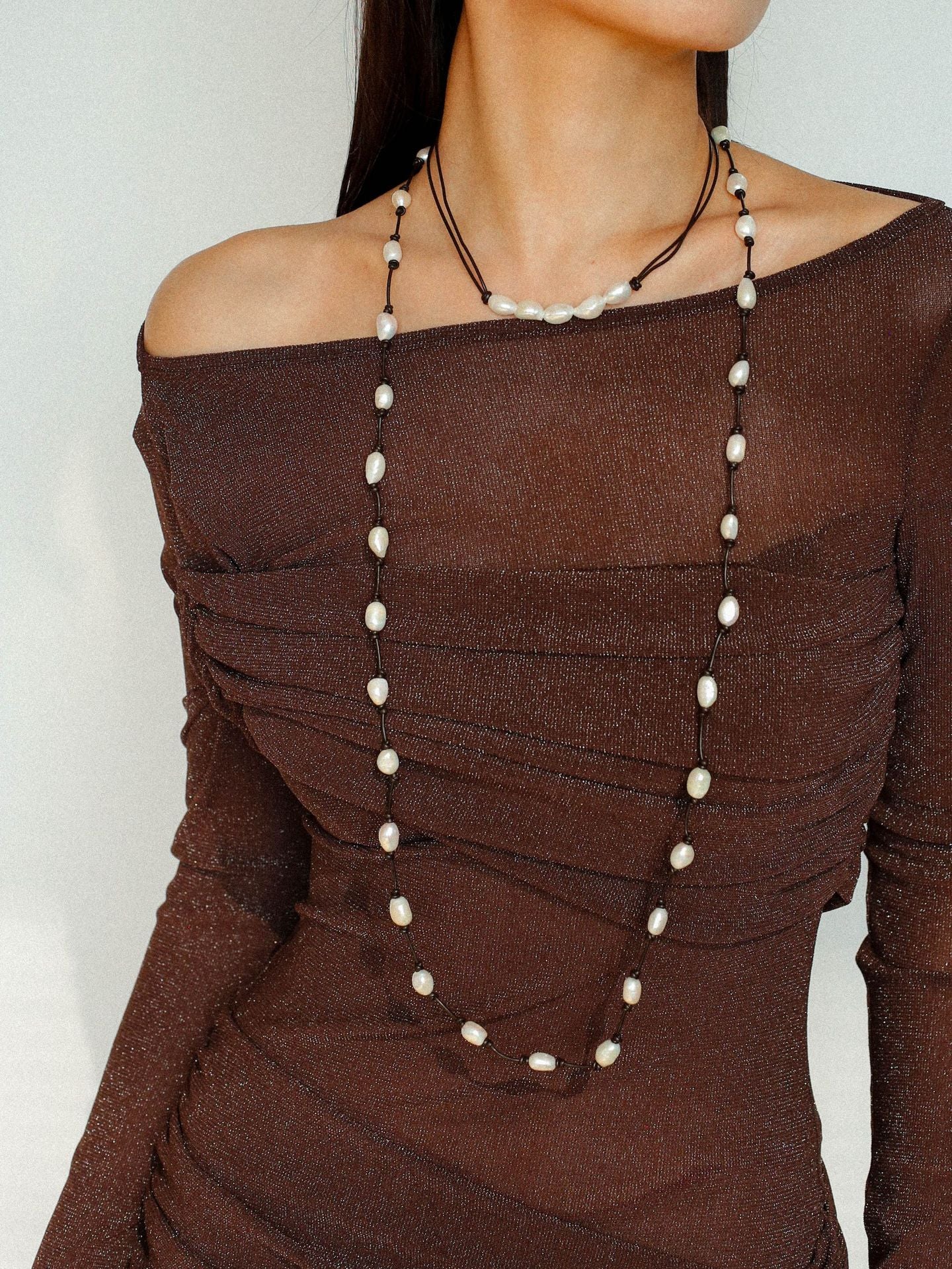 Elegant Long Knotted Leather Pearl Short Necklace for Women - Perfect for Casual Wear, Date Nights & Special Occasions