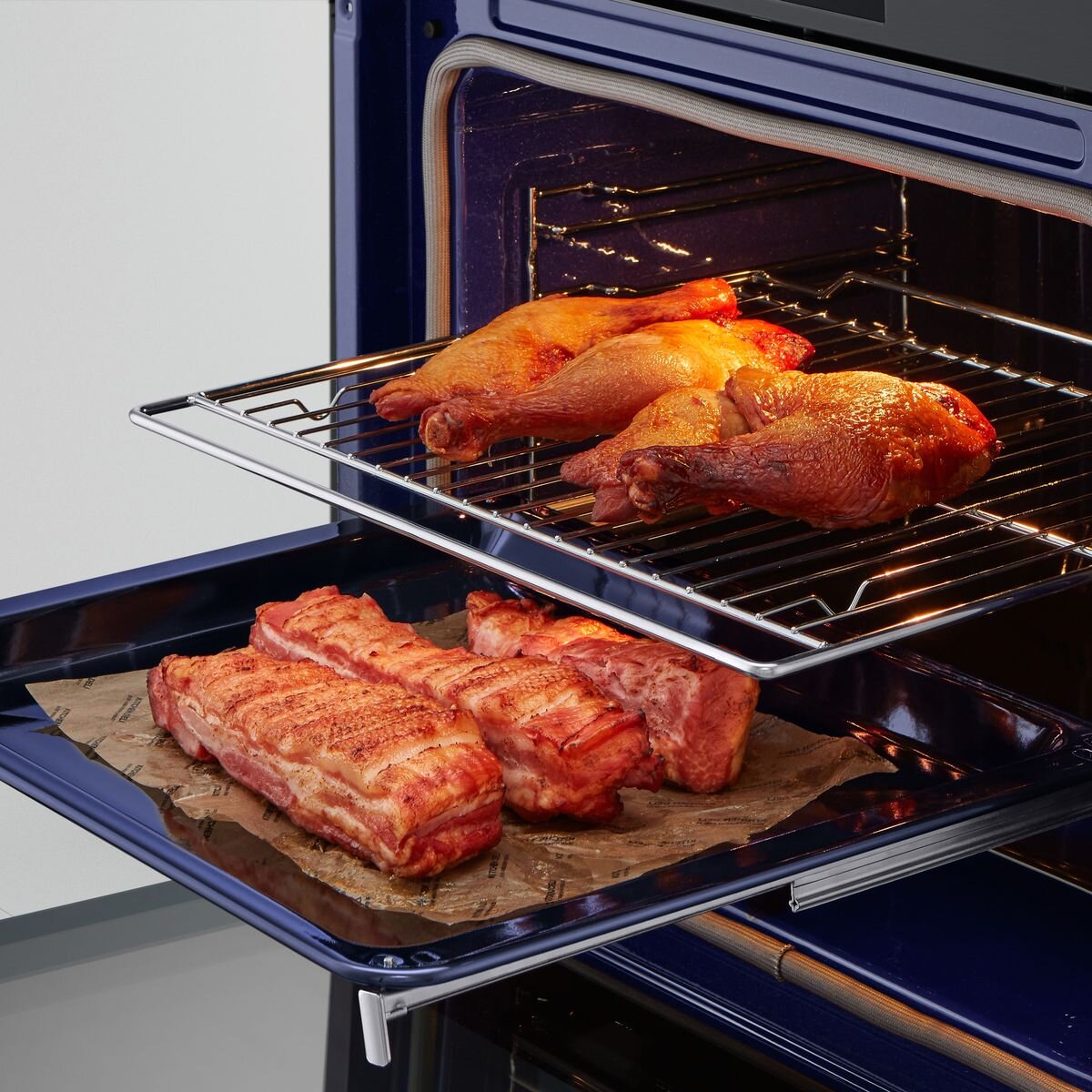 LG 60cm InstaView Series 9 Steam Oven BO609T2MB4 - Black Built-in Smart Oven with Steam Cooking & InstaView Window for Modern Kitchens | Perfect for Baking, Roasting & Healthy Meal Prep