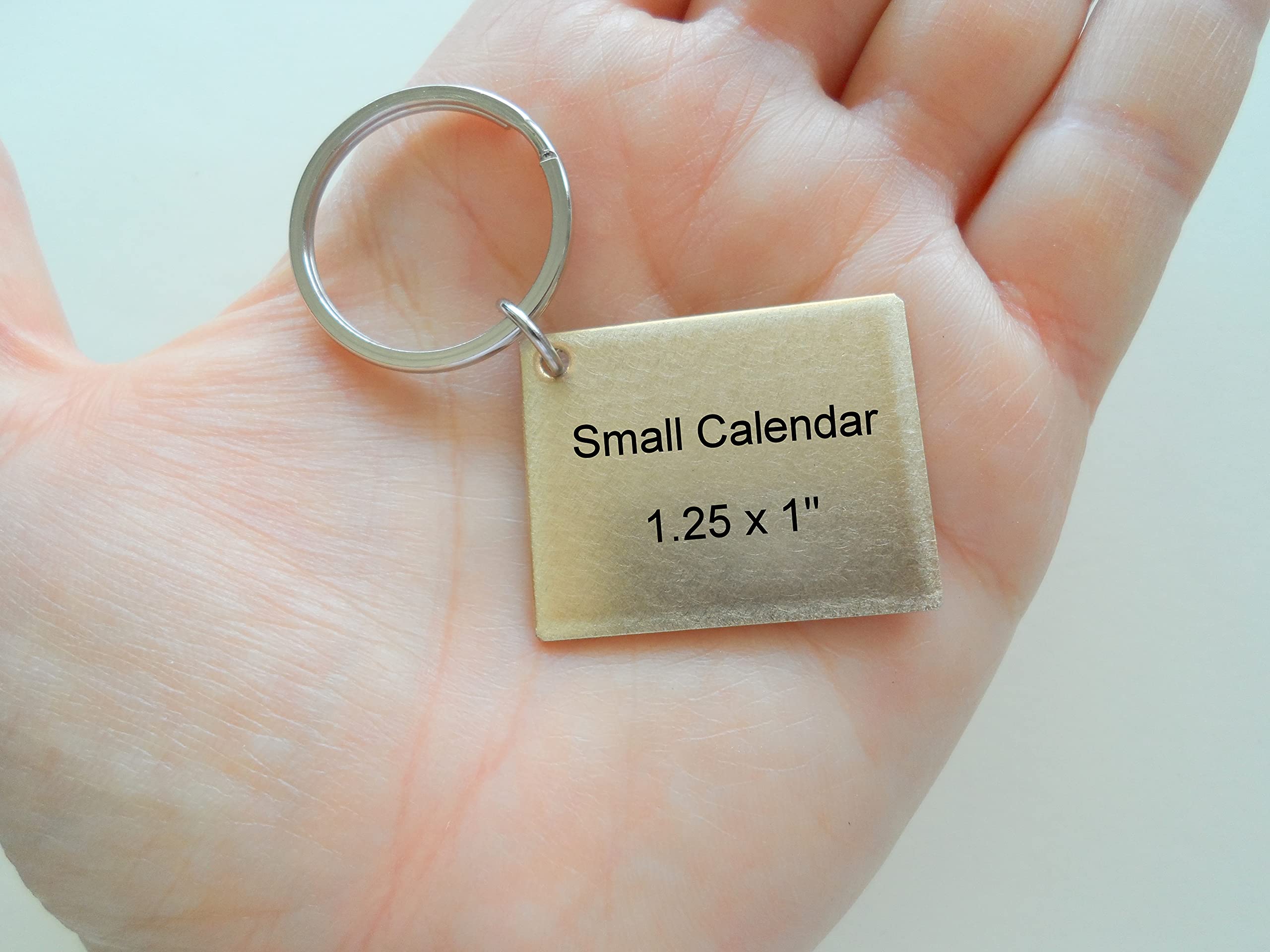 Custom Personalized Bronze Anniversary Calendar Keychain - Engraved Couples Gift for Husband, Wife, Boyfriend & Girlfriend - Romantic Keepsake for Anniversaries, Weddings & Valentine's Day