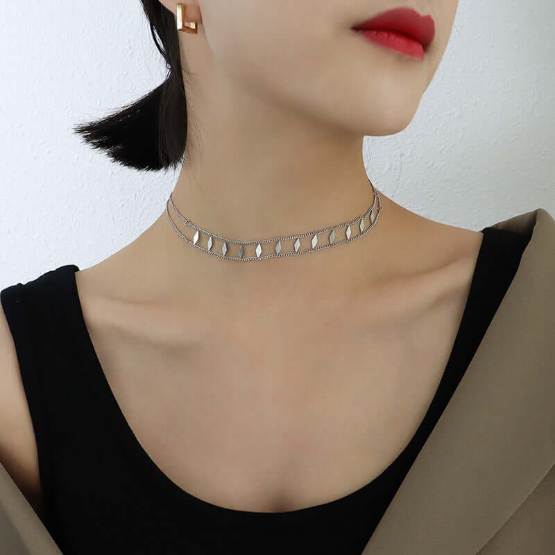 18K Gold Sequin Layering Choker Necklace for Women - Elegant Clavicle Chain with Sparkling Crystals | Perfect for Parties, Weddings, and Date Nights (P555)