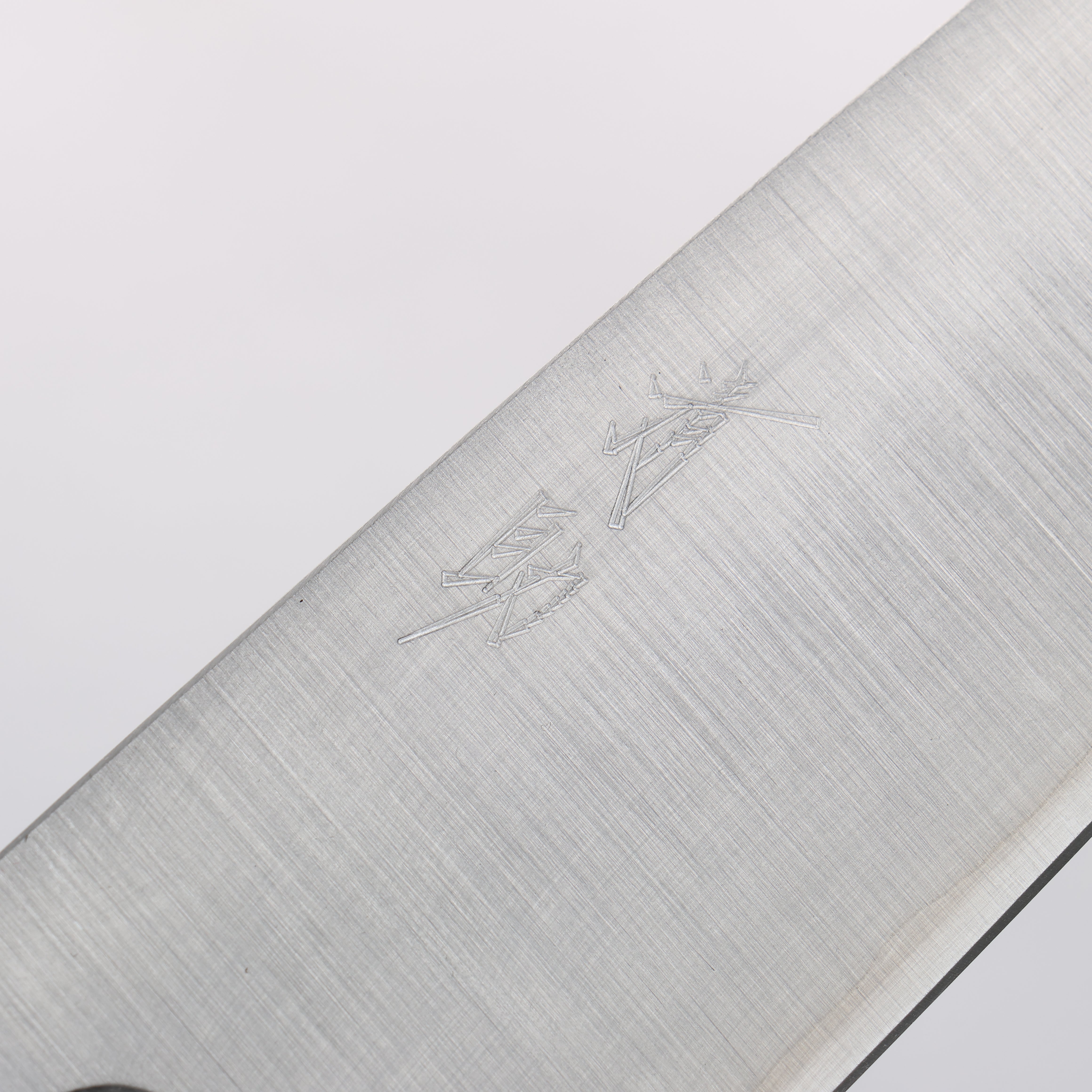 Premium Seisuke Silver Steel No.3 Migaki Finished Santoku Knife 165mm with Oak Handle - Perfect for Slicing, Dicing & Chopping Vegetables, Meat & Fish in Professional & Home Kitchens