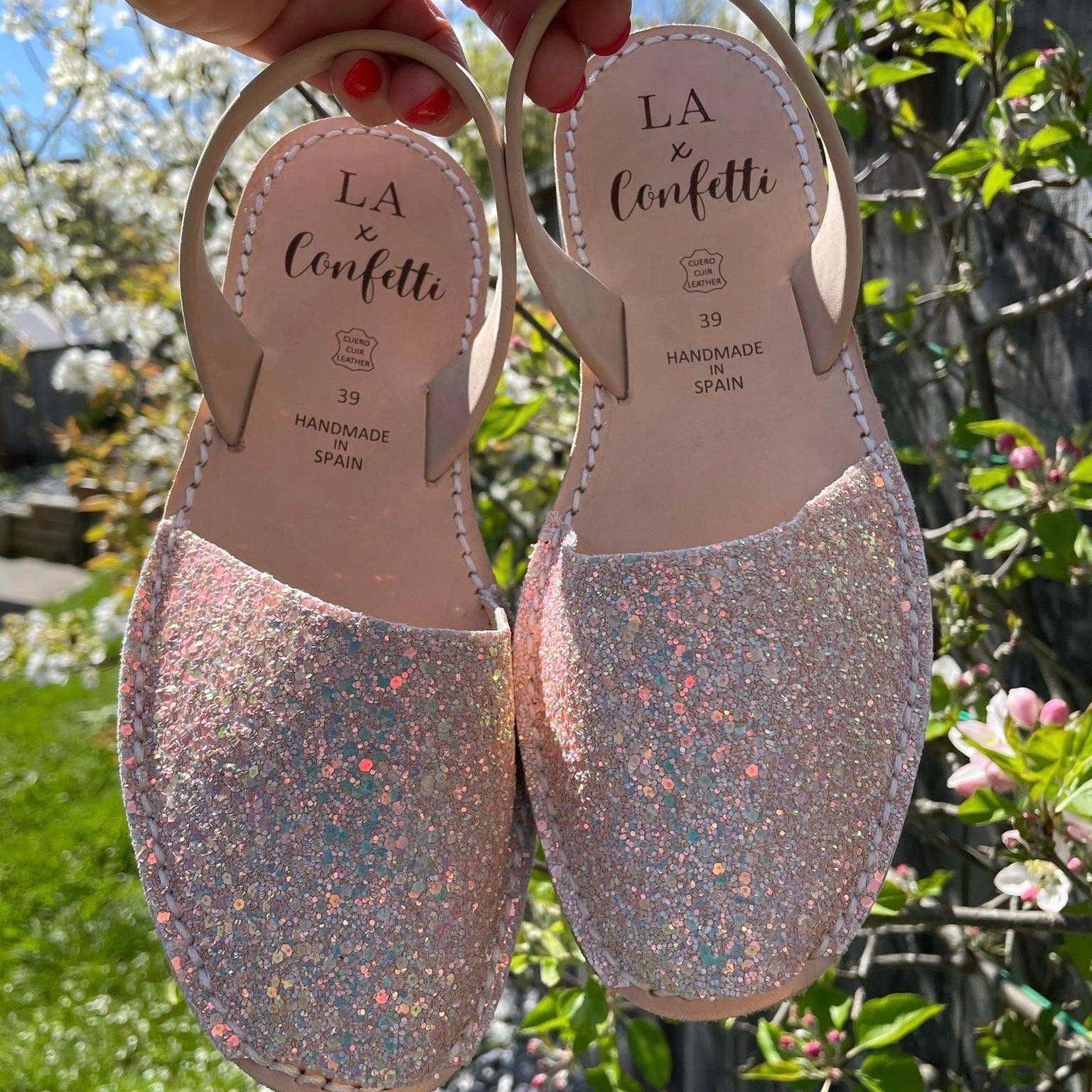 LA x Confetti Classic Avarcas Women's Sandals - Pearl Pink Glitter Comfortable Slip-On for Beach, Summer, and Casual Wear