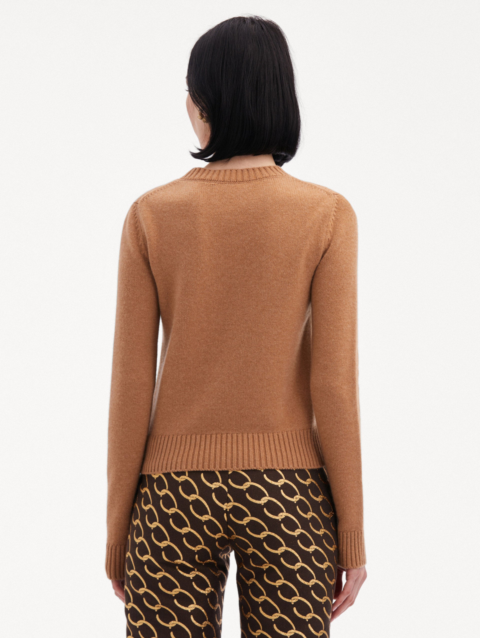 Luxury O Flower Cashmere Pullover Sweater for Women - Soft & Warm Winter Knitwear - Perfect for Office, Travel & Casual Outfits