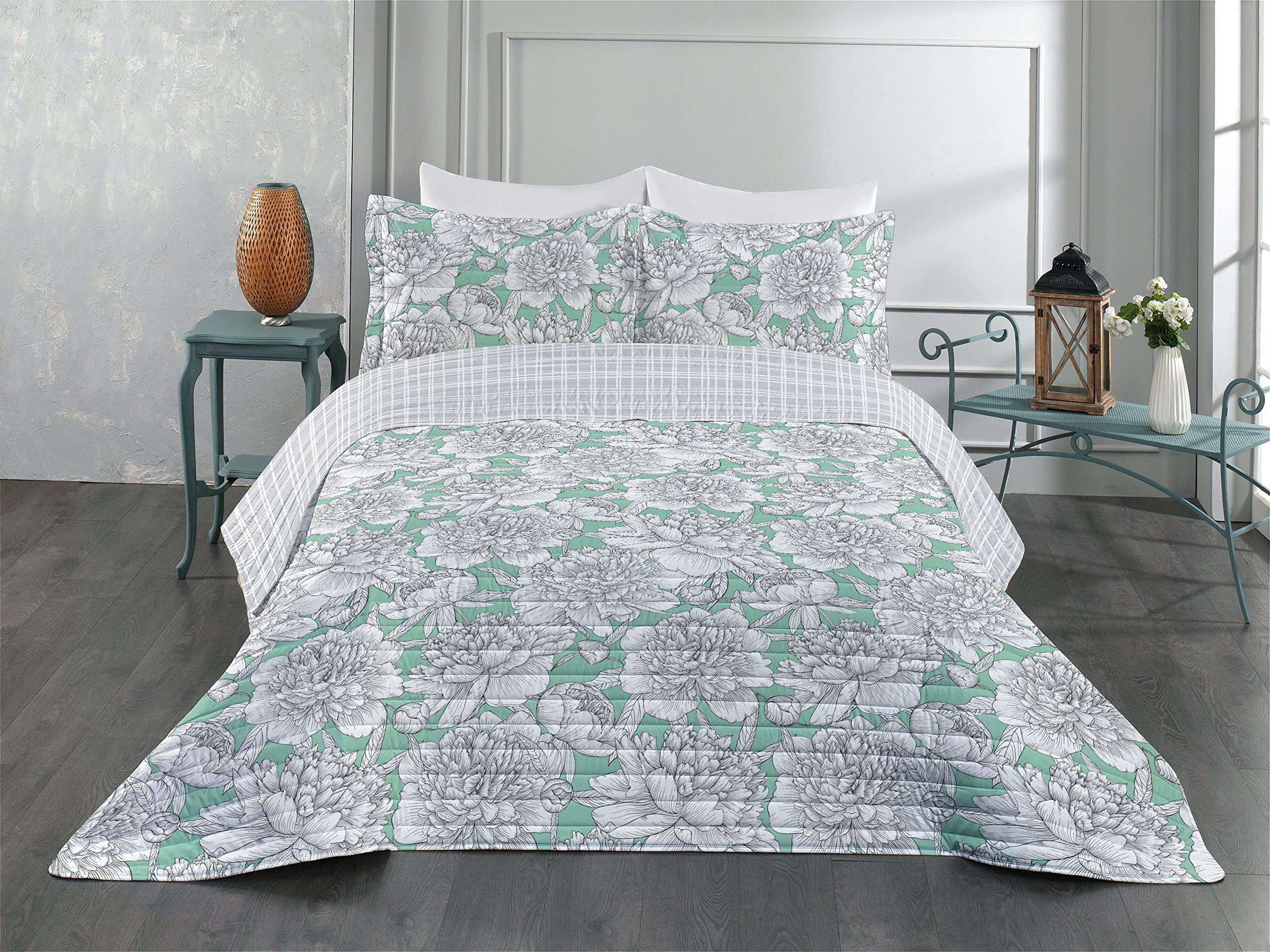 Ambesonne Floral Reversible King Size Bedspread Set with Pillow Shams - Hand Drawn Rose, Chamomile & Peonies Design on Microfiber Bedding - Almond Green - Perfect for Master Bedroom, Guest Room & Bohemian Home Decor