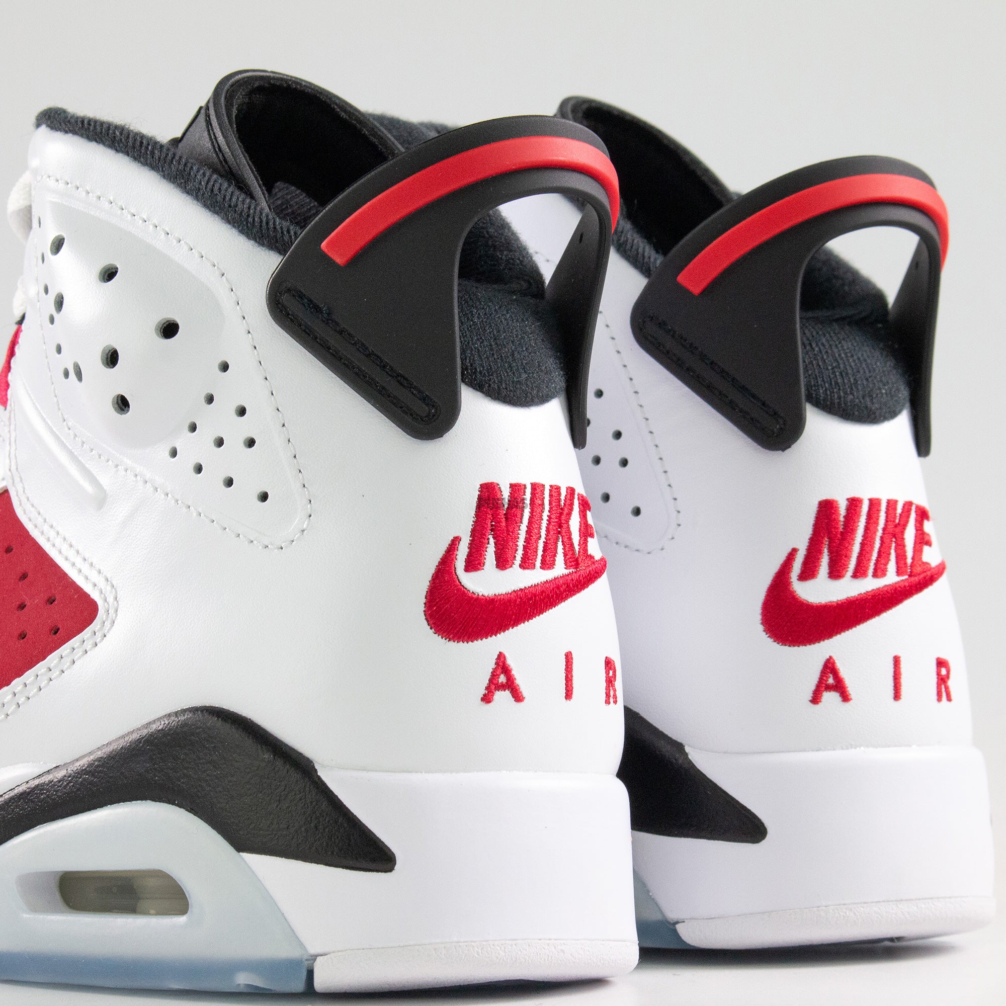 Air Jordan 6 'Carmine' Retro 2021 - Men's Basketball Shoes - Classic Red & White Sneakers for Streetwear & Sports