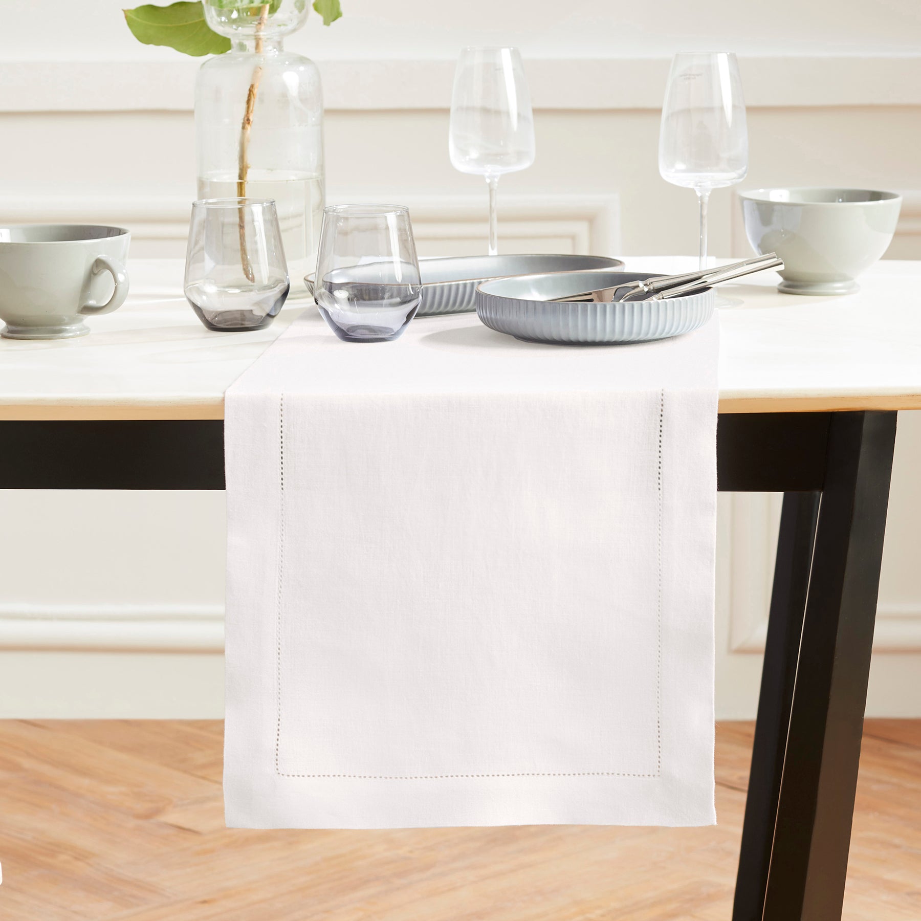 Sonoma Hemstitch Table Runner - Elegant Linen Table Decor for Dining & Special Occasions | Perfect for Weddings, Holidays & Home Decor