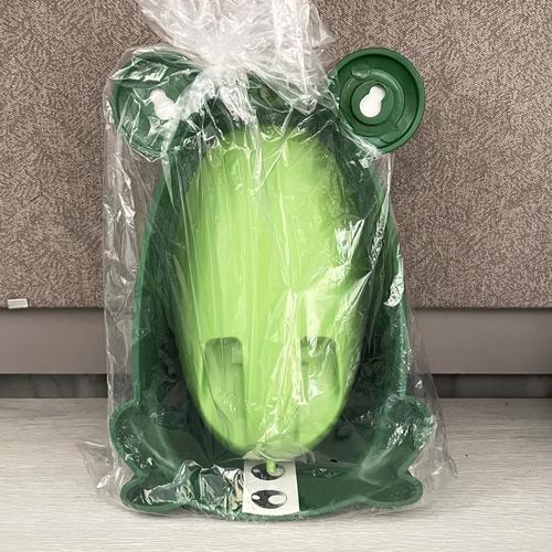 Fun Frog Potty Training Urinal for Toddler Boys - Green Bathroom Trainer with Funny Aiming Target - Perfect for Potty Training Toddlers at Home & Daycare