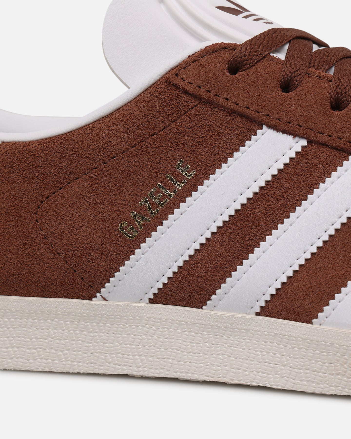 Adidas Gazelle Sneakers for Men & Women - Classic Brown Leather Casual Shoes for Running, Walking & Everyday Wear