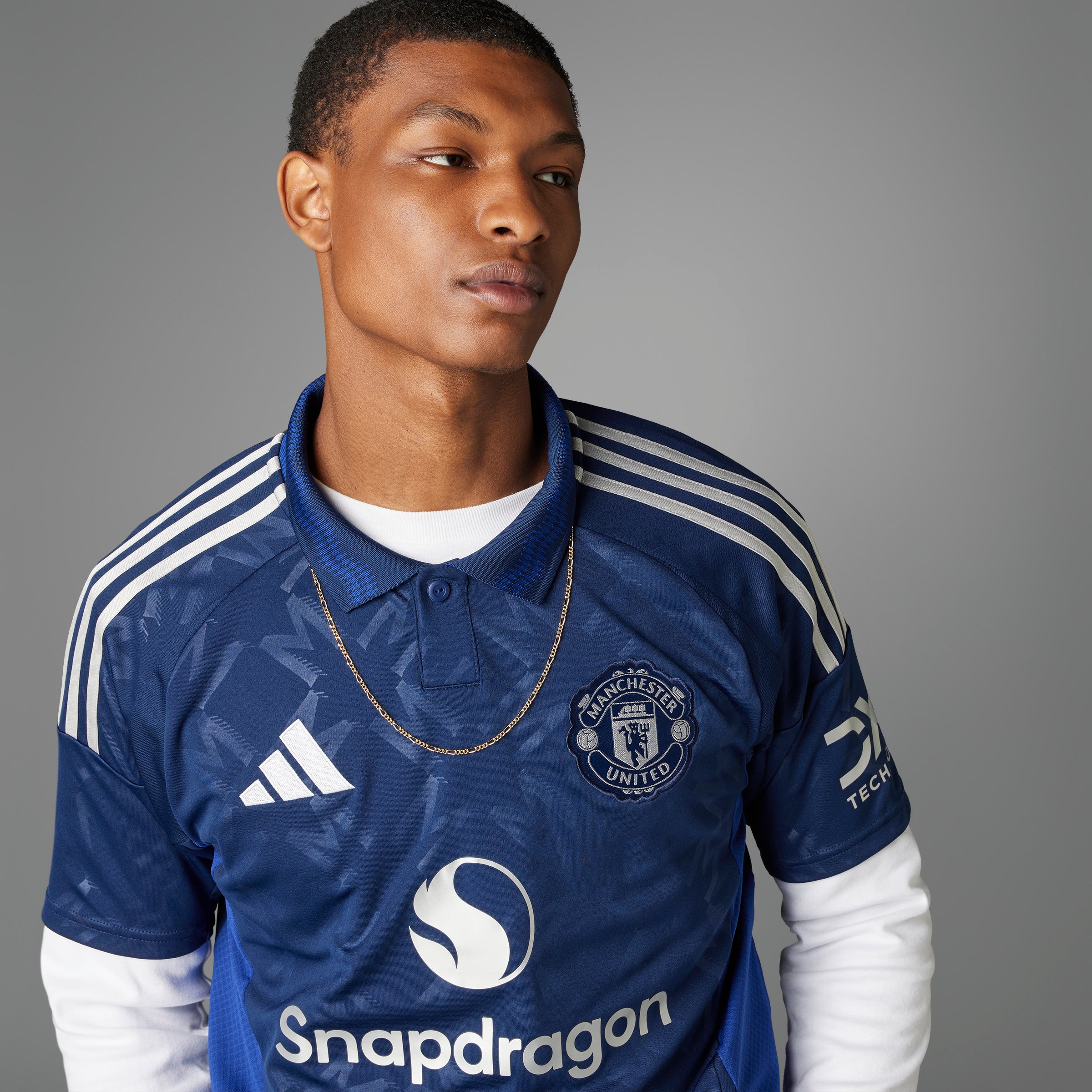 Adidas Manchester United 24/25 Away Short Sleeve Soccer Jersey - Authentic Football Shirt for Fans & Players - Perfect for Matchdays, Training & Casual Wear